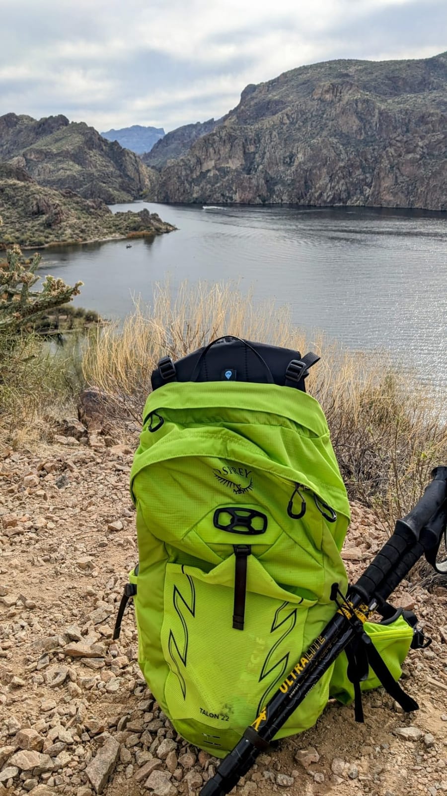 Osprey Talon 22L Men's Hiking Backpack with Hipbelt, Eclipse Grey, Large/X-Large customer photo 1
