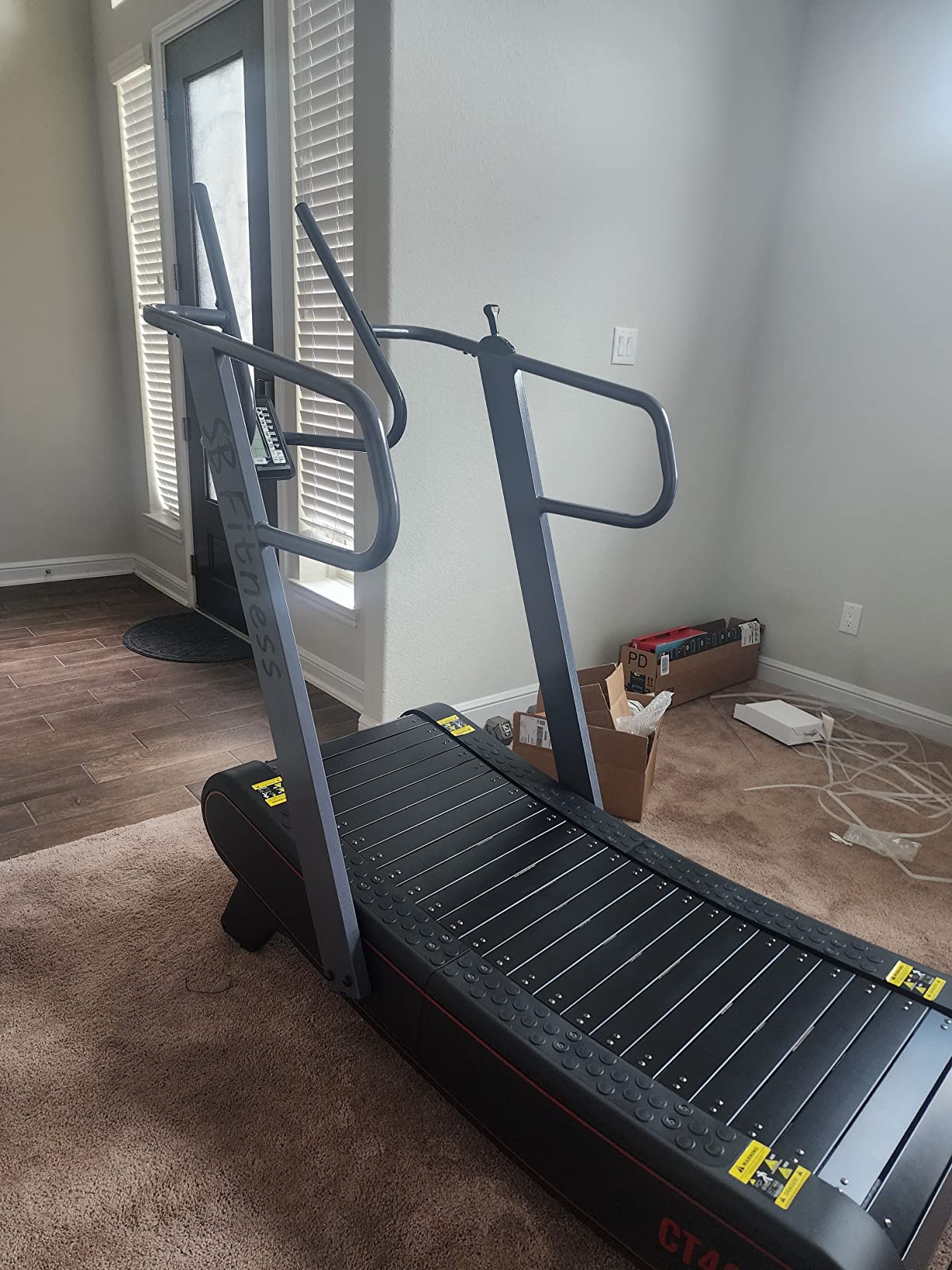 SB Fitness Equipment CT400 Self Generated Curved Commercial Exercise Workout Treadmill with 3 Resistance Levels and Front Digital Display customer photo 2