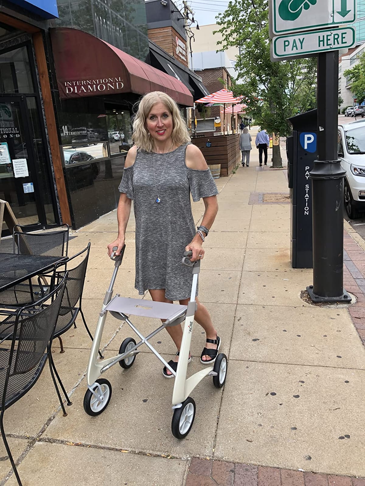 byACRE Carbon Ultralight Rollator Walker with Organizer Bag, Wide Track, Oyster White customer photo 1