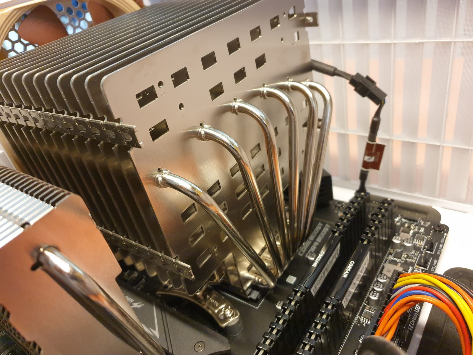Noctua NH-P1, High-Performance Passive Fanless Silent CPU Cooler | 158mm Height, Zero Noise Cooling, 6 Heatpipes, For Intel and AMD customer photo 2