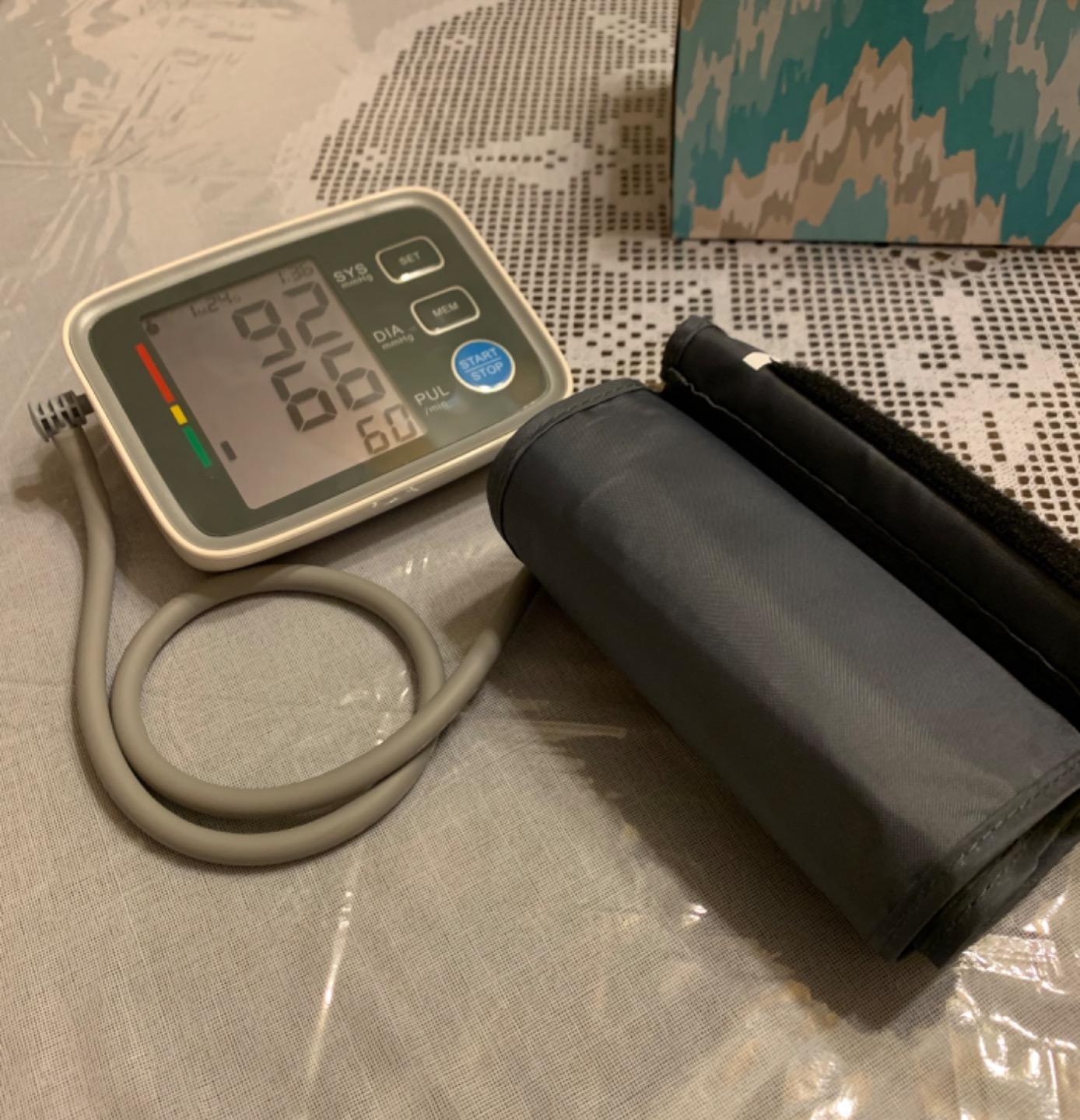 Automatic Upper Arm Blood Pressure Monitor 2 Cuff Sizes customer photo 2