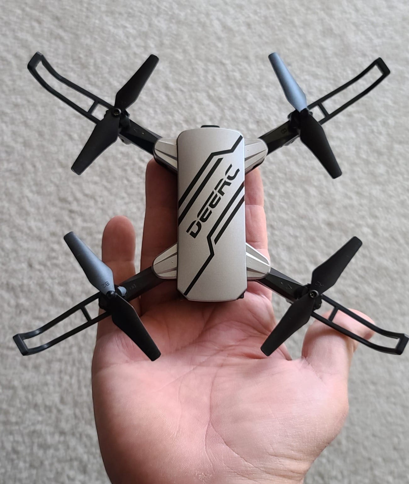 DEERC D20 Mini Drone for Kids with 720P HD FPV Camera Remote Control Toys Gifts for Boys Girls with Altitude Hold, Headless Mode, One Key Start Speed Adjustment, 3D Flips 2 Batteries, Blue customer photo 2