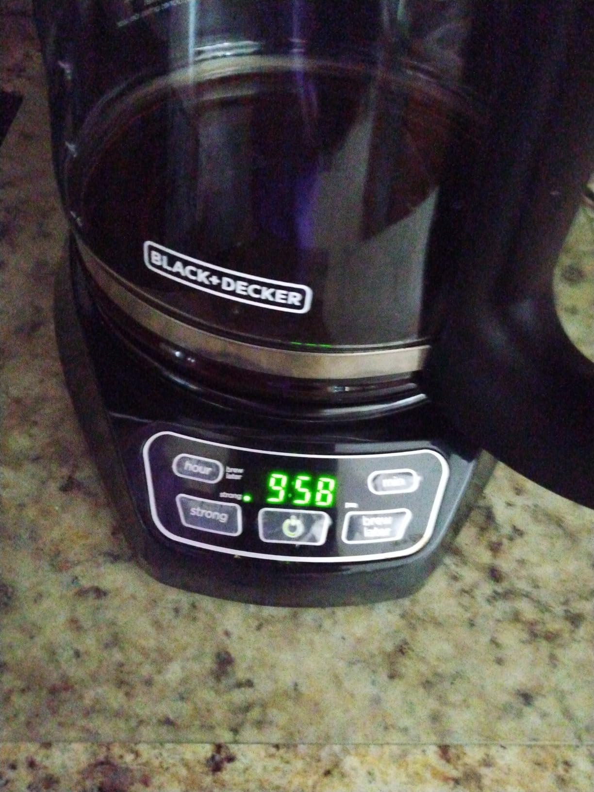 BLACK+DECKER 12-Cup* Programmable Coffeemaker, Black customer photo 1