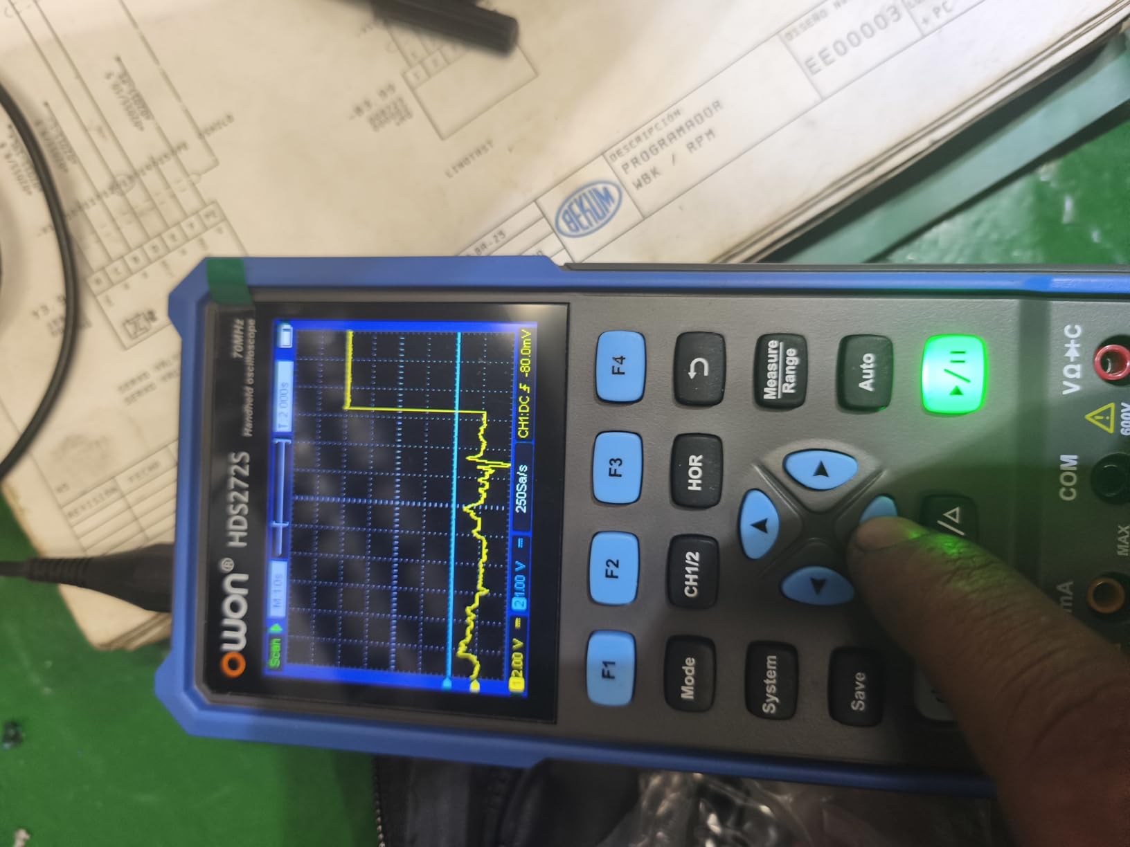 HDS272S Oscilloscope 70MHz 2 CH, Digital Mulitimeter Waveform Generator customer photo 2