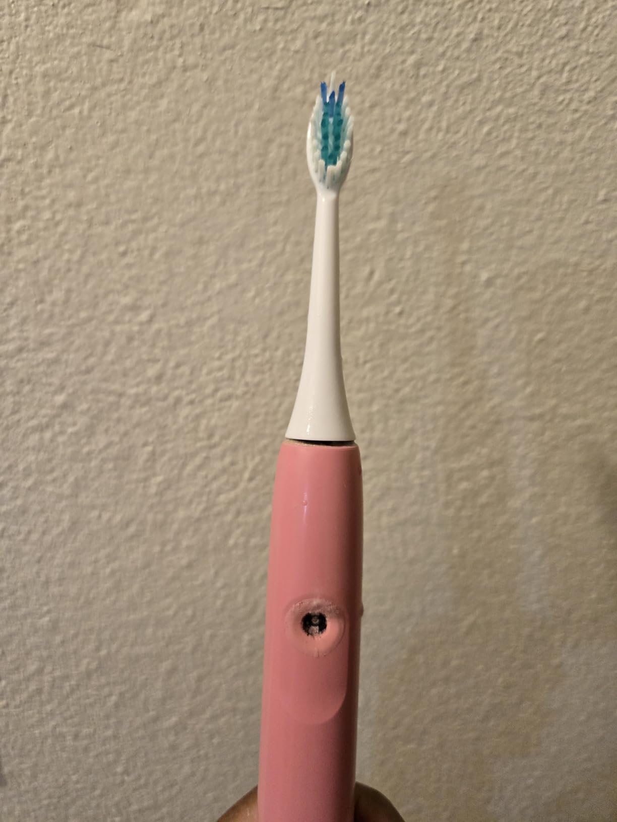 Philips Sonicare 4100 Rechargeable Electric Toothbrush, Deep Pink | 700% More Plaque Removal, Pressure Sensor, 2 Brush Settings, 2-Week Battery, 2-Minute Guided Timer, HX3681/26 customer photo 1