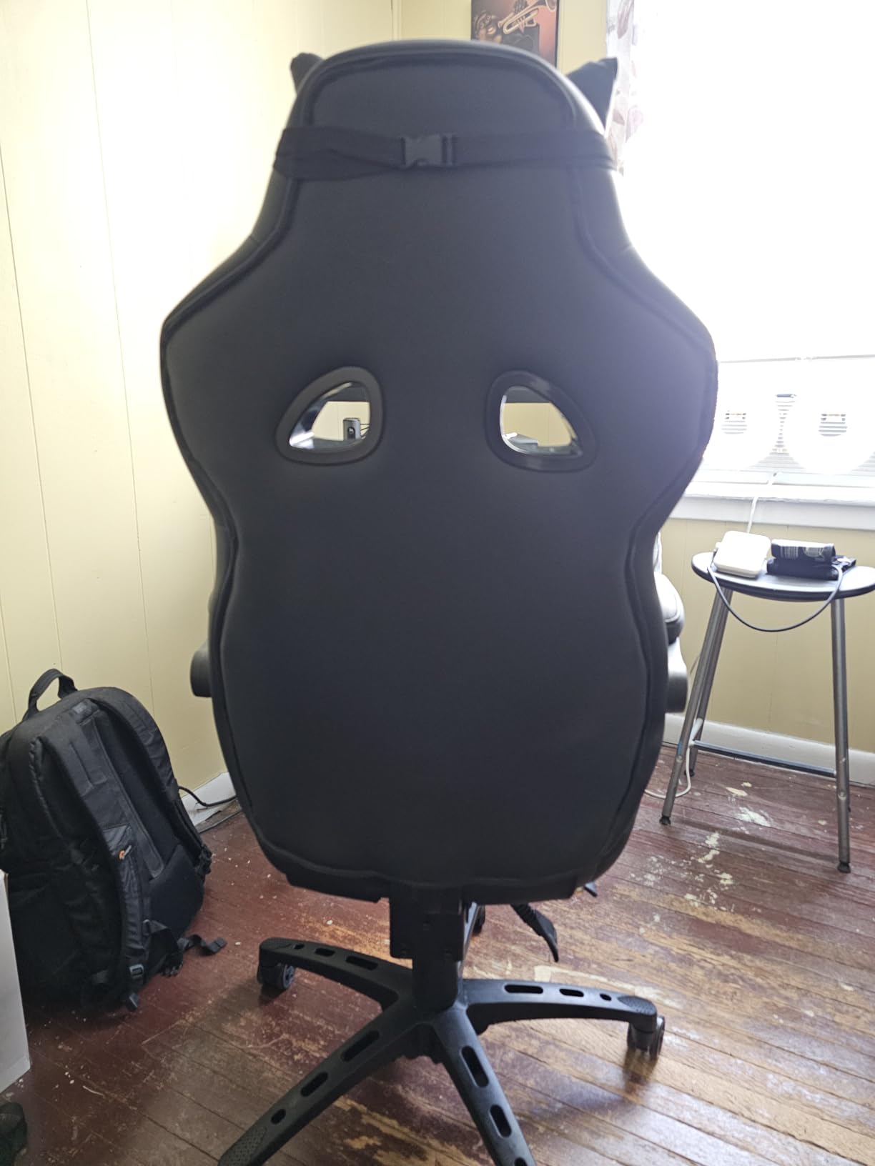 RESPAWN 110 Pro Ergonomic Gaming Chair with Footrest and Recline customer photo 2