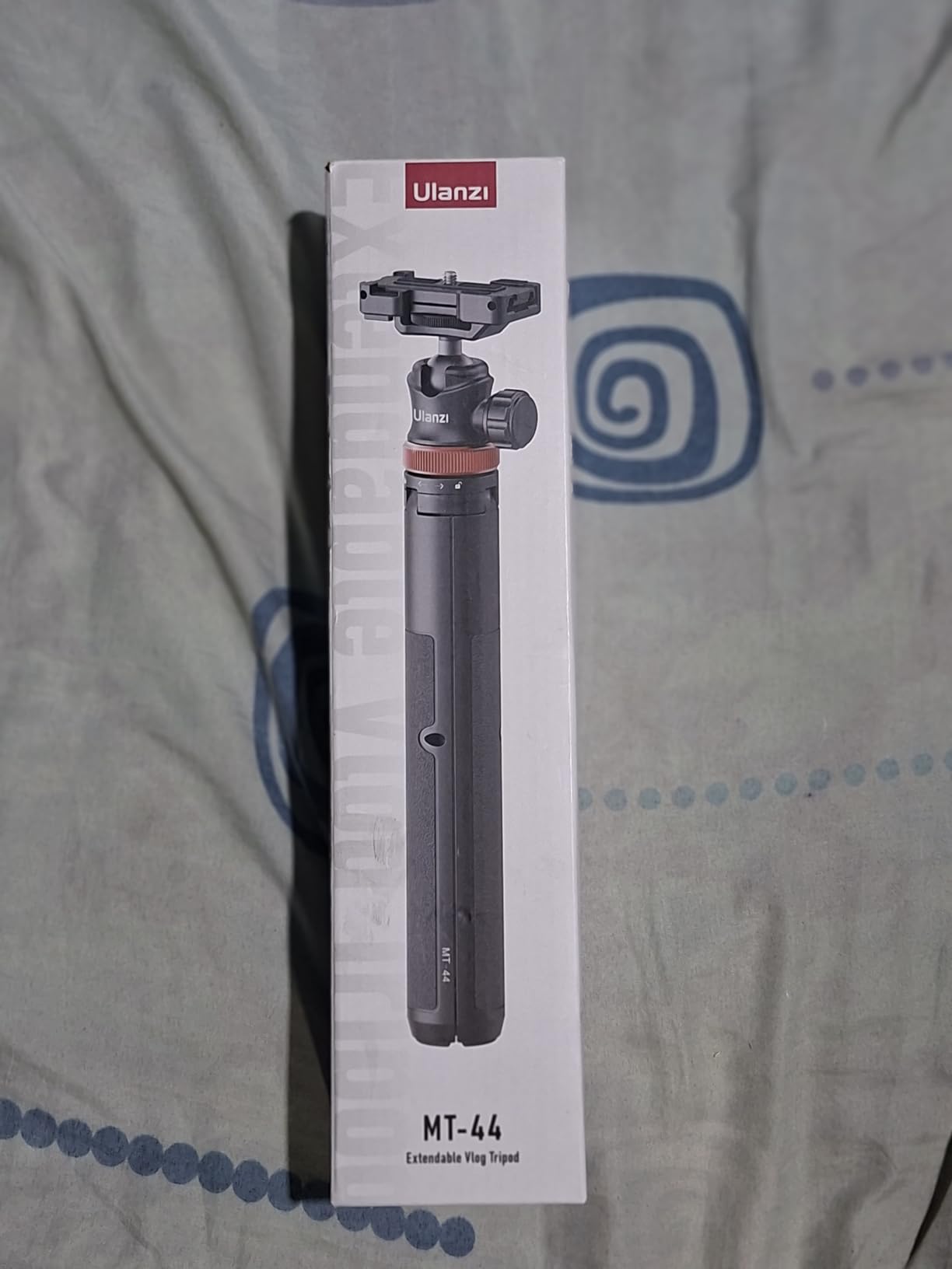 ULANZI MT-44 Auto Open Phone Tripod, 59
