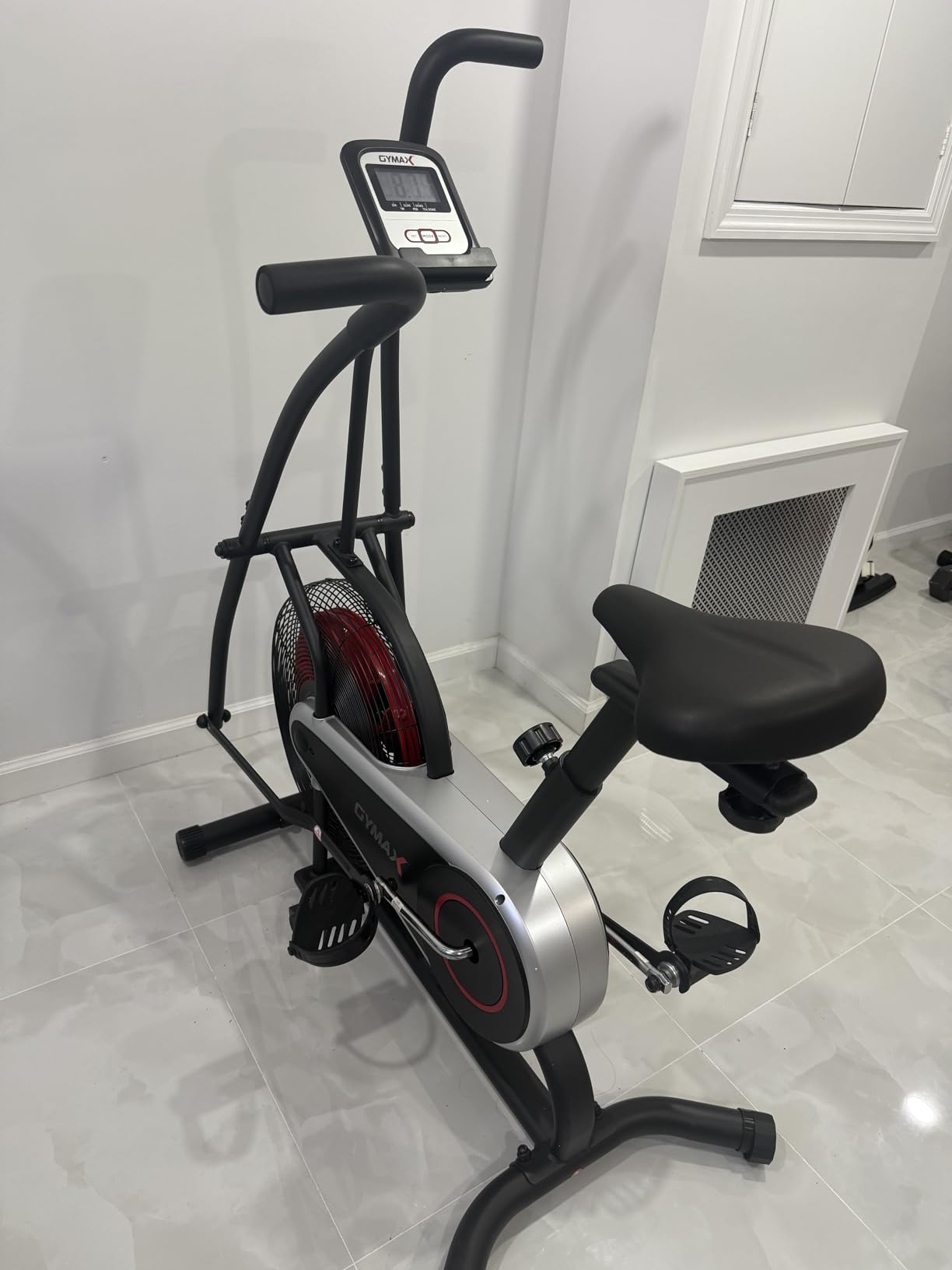 Goplus Air Bike, Fan Exercise Bike with Unlimited Resistance, Clear LCD Display, Tablet Holder, Adjustable Seat and Built-in Wheels, Fan Cycling Bike for Home Cardio Training customer photo 1