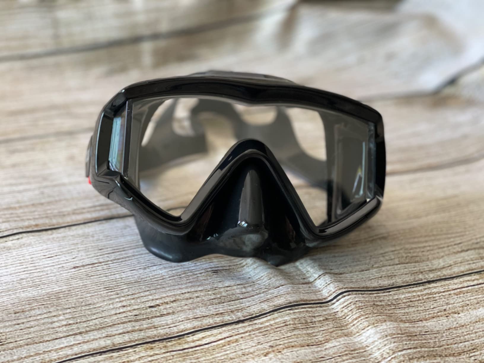 Snorkel Set Pano 3 Window Adult Snorkeling Gear, Professional Snorkel Goggles Anti-Fog Diving Mask, Anti-Leak Swim Goggles and Dry Top Snorkel for Diving, Snorkeling, Swimming customer photo 2