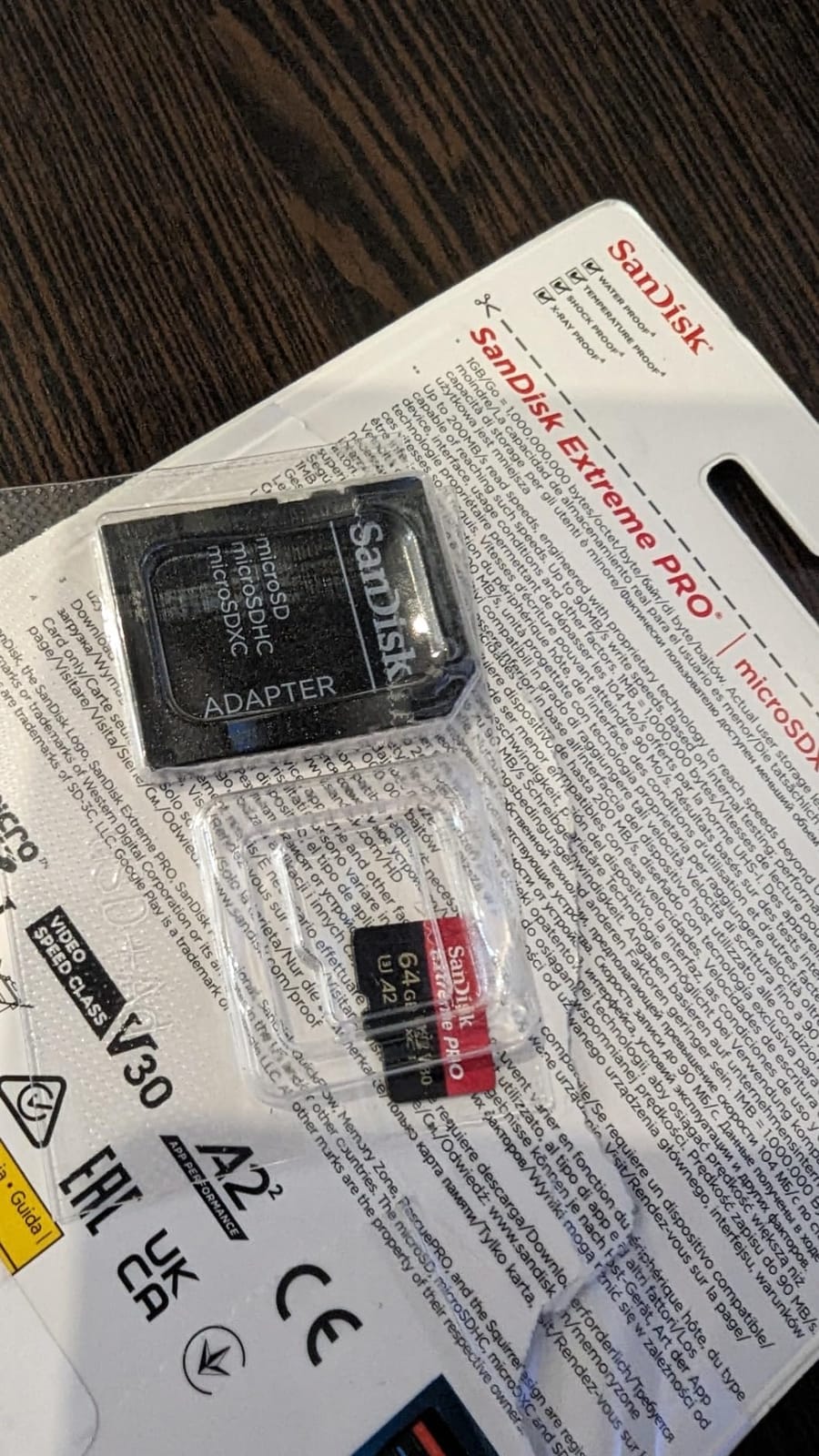 SanDisk 64GB Extreme PRO microSDXC Card + SD Adapter + RescuePro Deluxe, up to 200 MB/s, with A2 App Performance, for Smartphones, Action Cameras or Drones UHS-I Class 10 U3 V30 customer photo 1