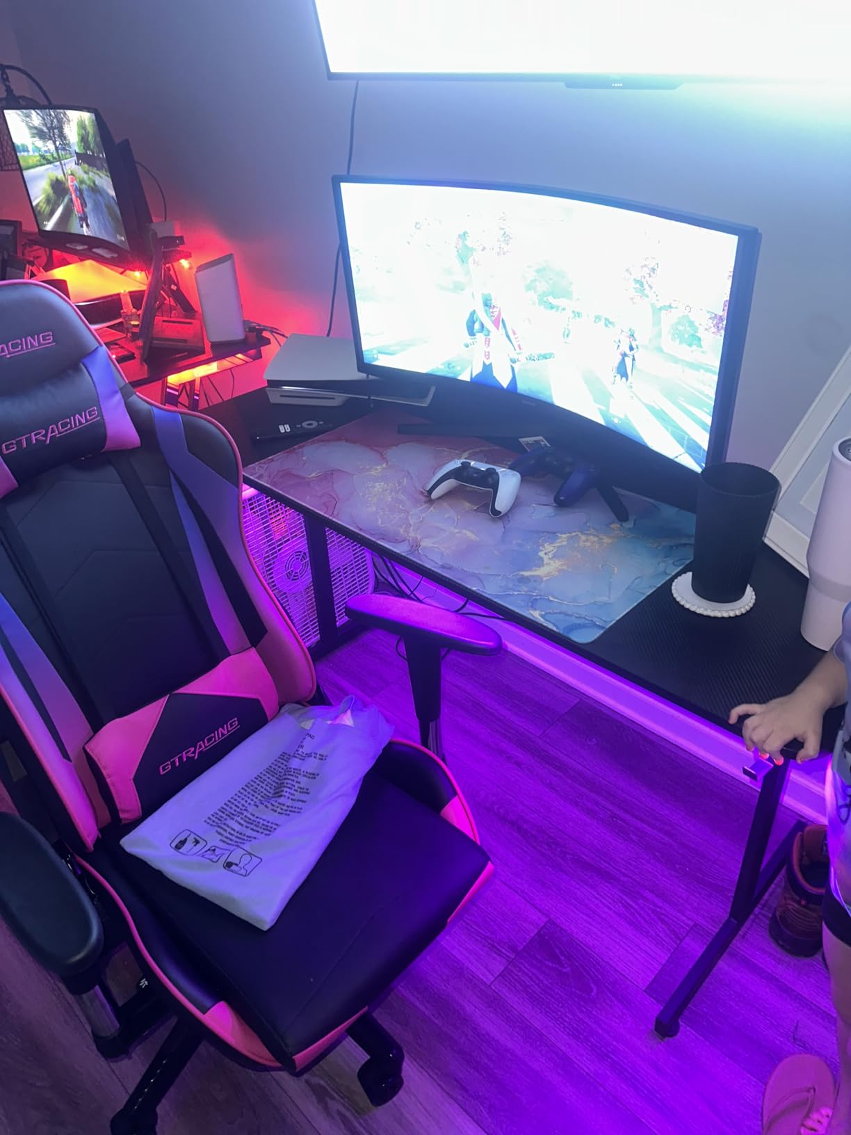 GTRACING Gaming Chair Racing Office Computer Ergonomic Video Game Chair Backrest and Seat Height Adjustable Swivel Recliner with Headrest and Lumbar Pillow Esports Chair (Red) customer photo 2