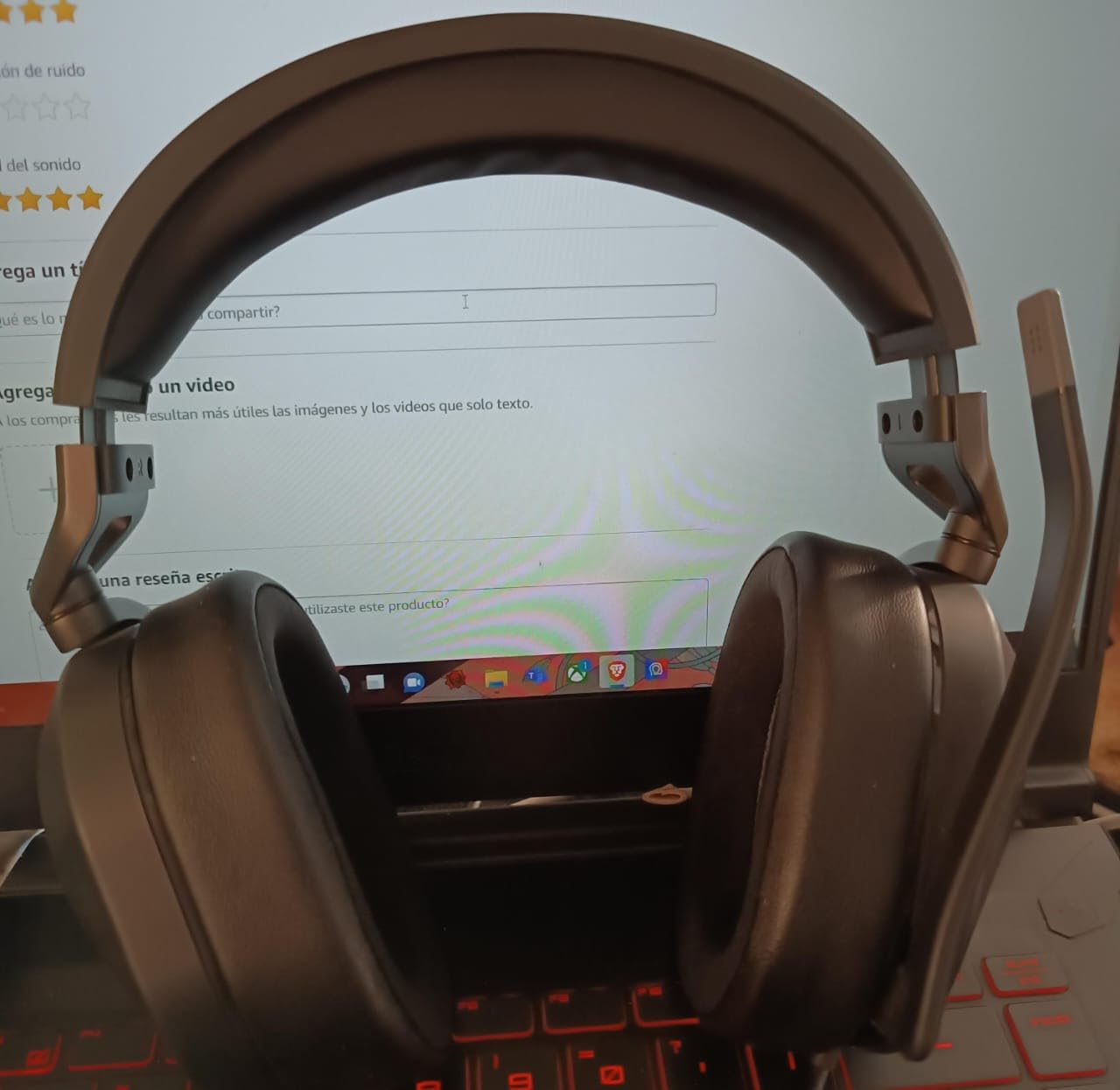 Corsair HS65 Surround Wired 3.5mm PC PS5 Xbox Switch Gaming Headset - Black | Clear Microphone, Dolby 7.1 Surround Sound, SoundID Audio Profile Technology, Memory Foam Earpads, USB Adapter, Mac customer photo 1