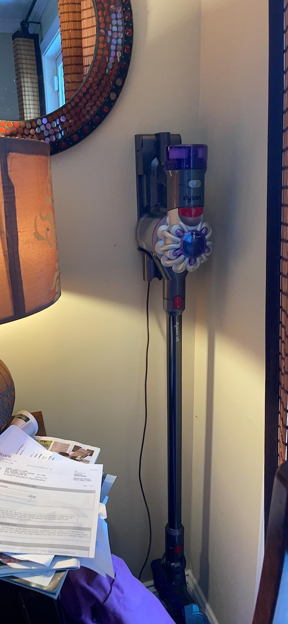 Dyson V8 Cordless Vacuum, Cleans Hard Floors and Carpets, Detangles, Converts to Handheld, 115AW, 2 Power Modes, Up to 40 Minutes¹ customer photo 1