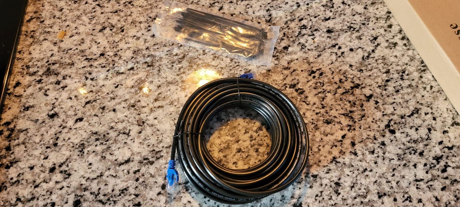 300FT Cat6 Outdoor Ethernet Cable, In-Ground, Heavy Duty Direct Burial, 24AWG CCA Patch Cord, POE, UTP, Waterproof, LLDPE UV Resistant, Network, Internet, LAN, Cat 6 Cable 300 Feet with 25 Cable Ties customer photo 1