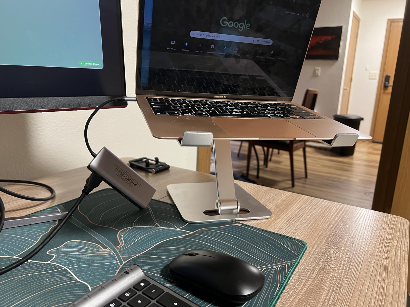 RIWUCT Aluminum Alloy Laptop Stand for Desk, Foldable Laptop Riser Holder customer photo 2