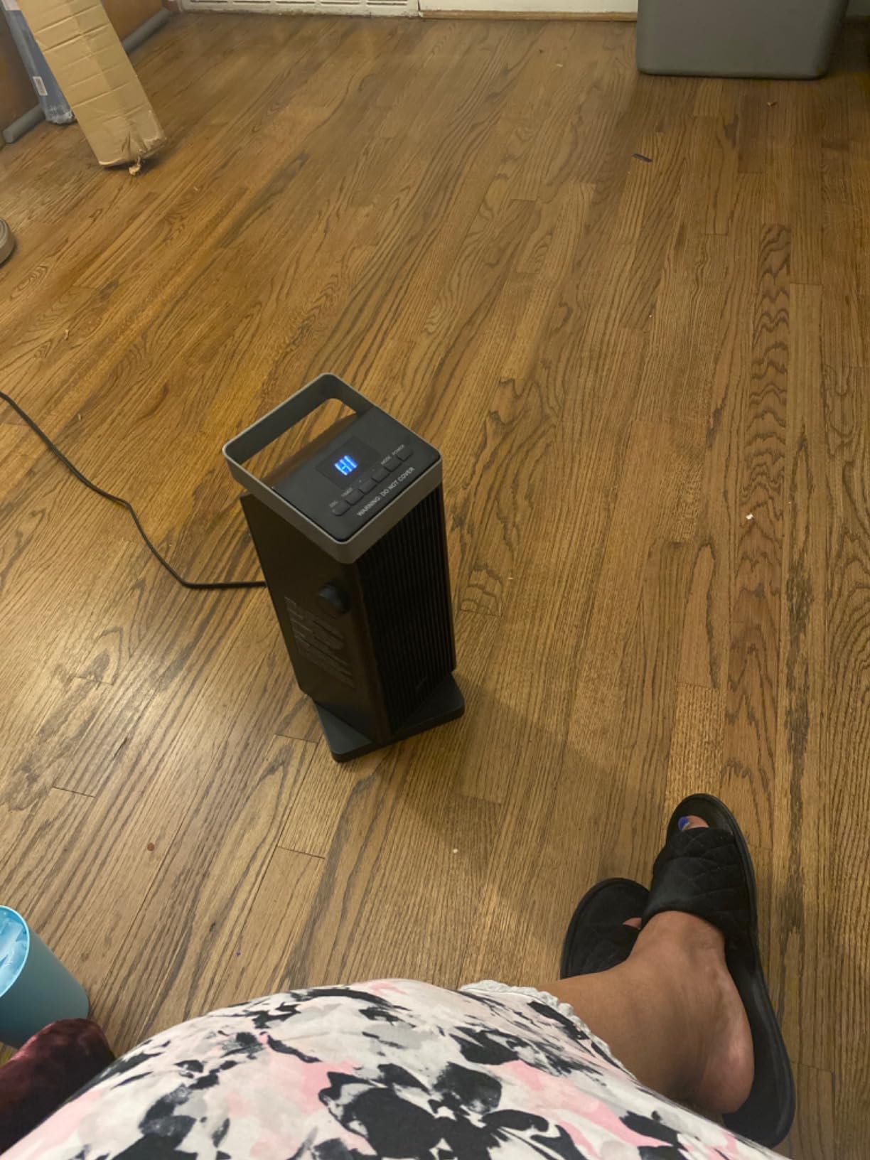 BREEZOME 1500W Space Heater for Indoor Use, Ceramic Electric Tower Heater customer photo 1