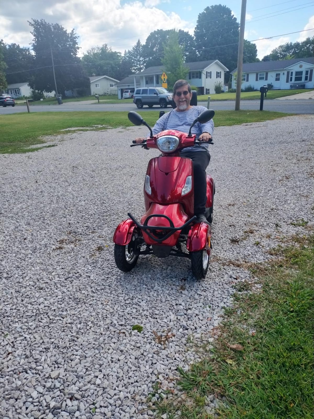 Mobility Scooters for Seniors & Adults 500lbs Capacity - 800W All Terrain Electric Powered Mobility Cart - Heavy Duty Mobility Scooter for Elderly w/Charger Remote Keys (Red) customer photo 1