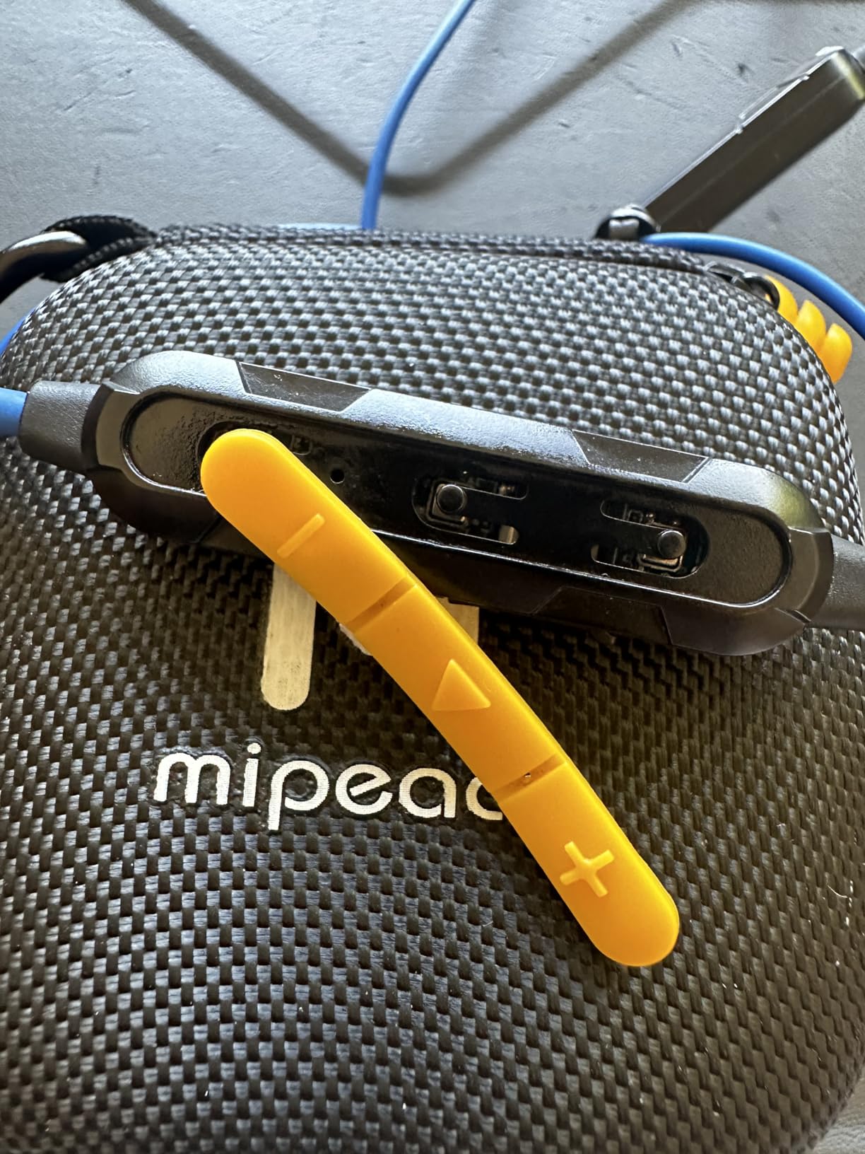 MIPEACE Bluetooth Work Earplugs Headphone,Wireless in-Ear Noise Isolating Earbuds,29dB Noise Reduction Headphone with Control,19+ Hours Battery for Lawn Mowing Safety Industrial Construction(Yellow) customer photo 1