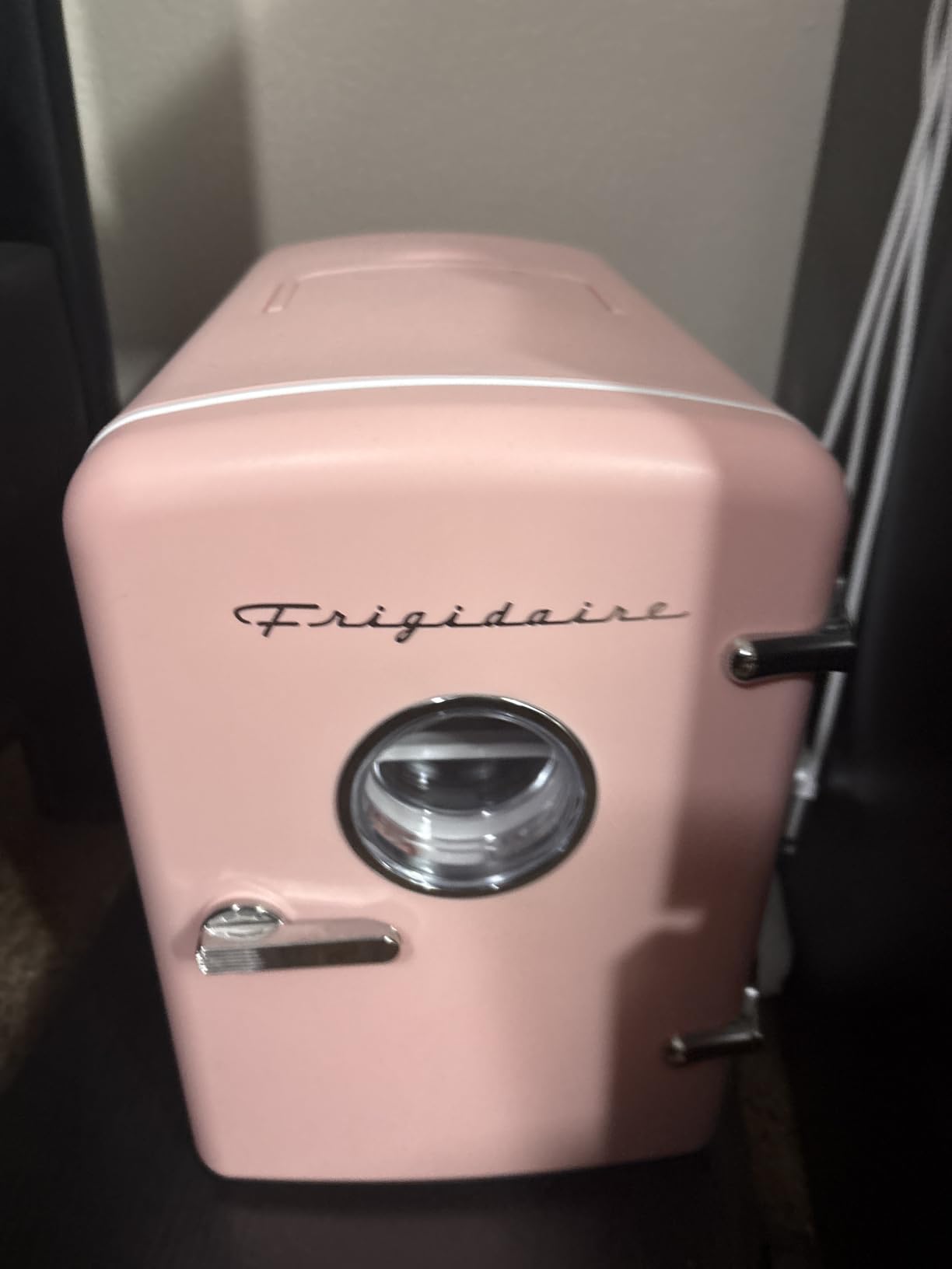 Frigidaire Retro 9-Can Mini Personal Fridge Portable Cooler, 11.8