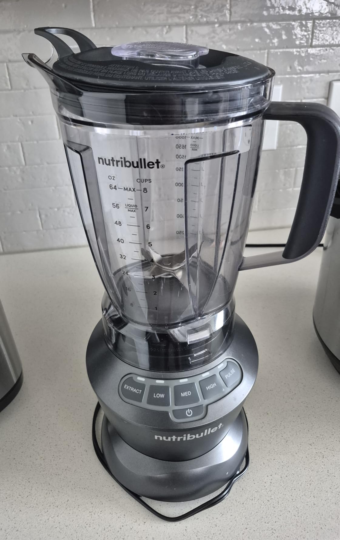 Nutribullet Full-Size Blender Combo, Single-Serve & Large Capacity, 1200W, 64oz Pitcher, 32oz Cup, Extractor Blade, 3-Speed, Pulse, Smoothies, Soups, Sauces, Easy Cleaning, Dark Gray, NBF50500 customer photo 1