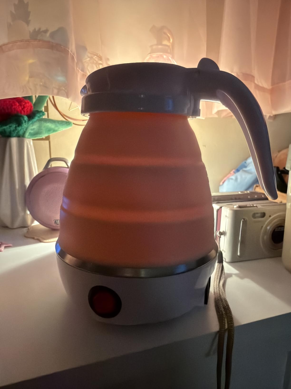 Travel Kettle Electric Small Foldable Portable Kettle,Silicone Collapsible Heating Water Boiler Tea Pot for Camping,Easy for Storage with Separable Power Cord (Blue pro) customer photo 1