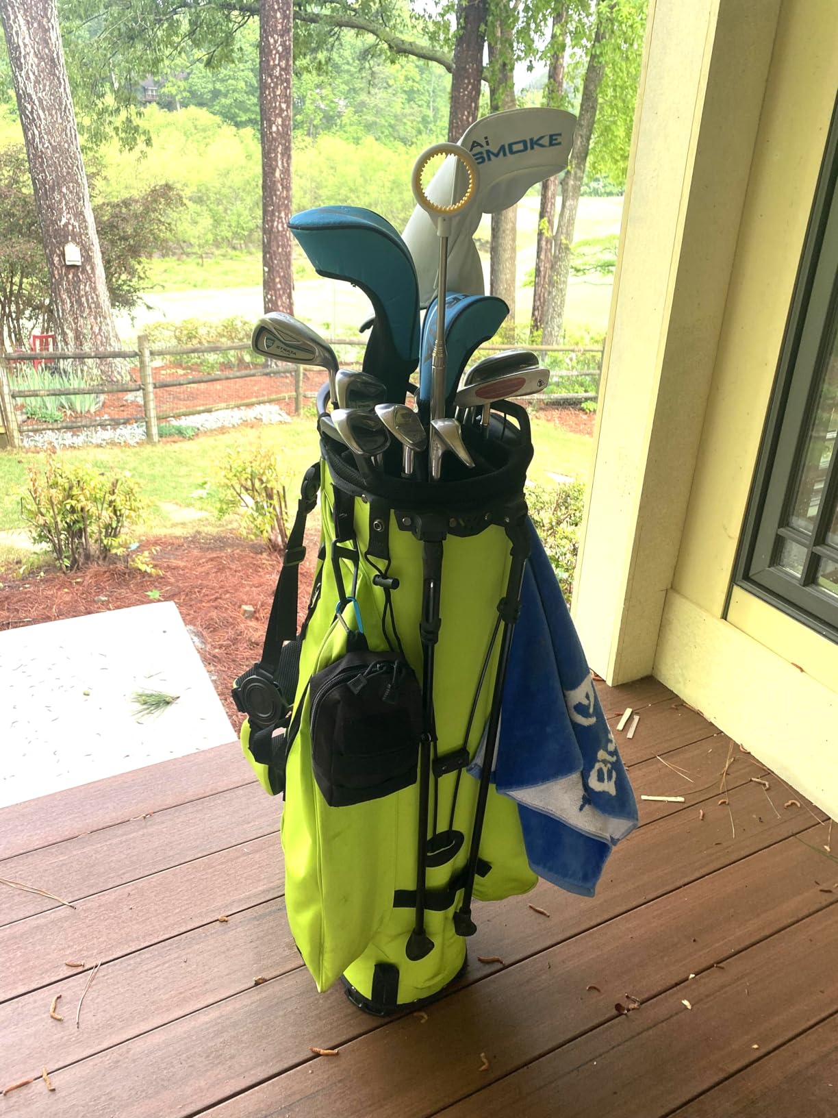KVV Lightweight Golf Stand Bag with 7 Way Full-Length Dividers, 5 Zippered Pockets, Automatically Adjustable Dual Straps，Elegant Design customer photo 2