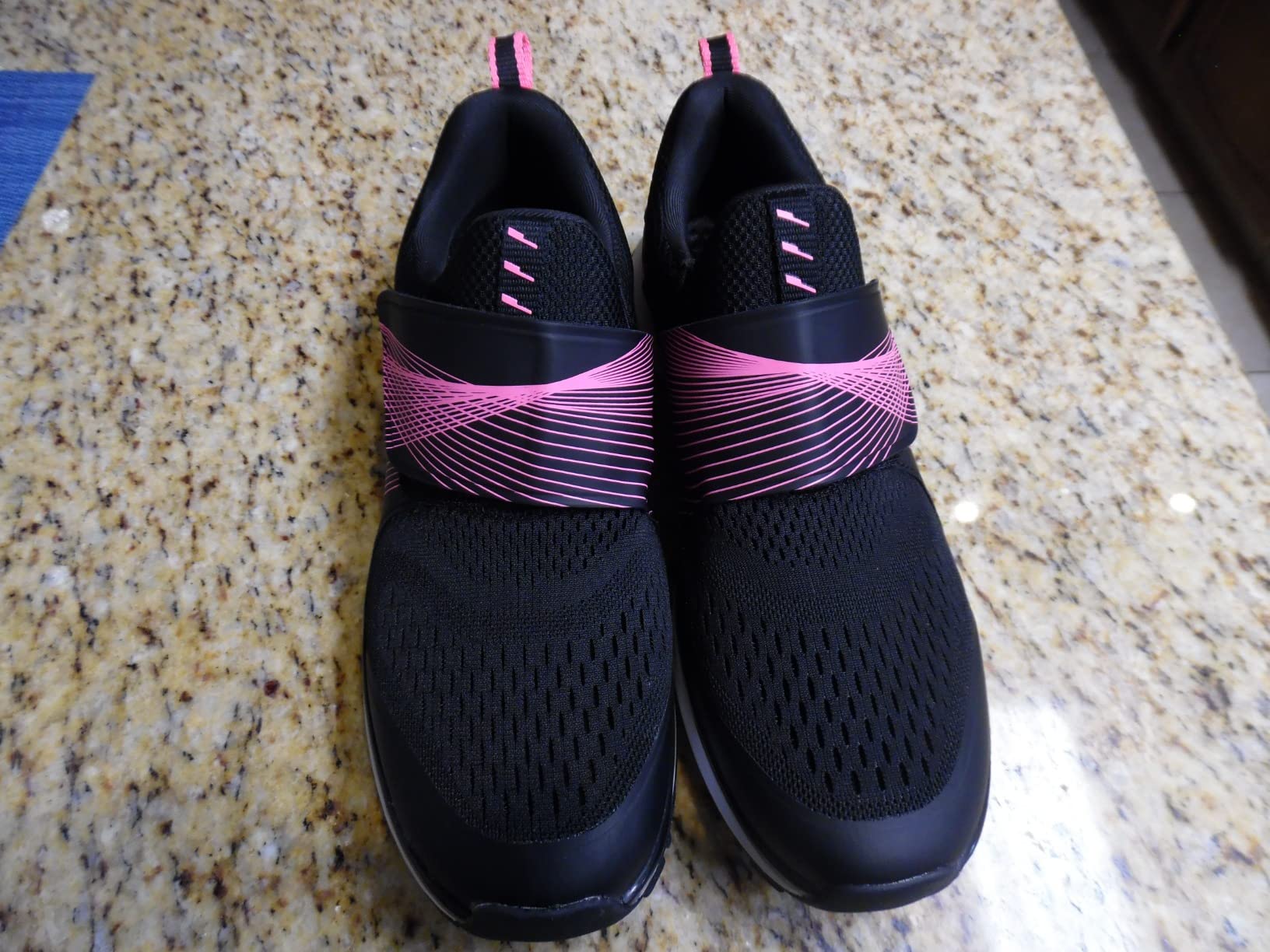 Women's Indoor and Outdoor Cycling Shoes - Comfortable and Breathable - Compatible With SPD Cleats customer photo 2