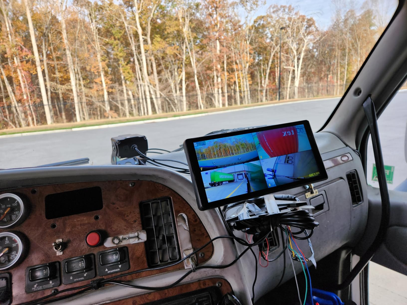4K RV Backup Camera System 10.36