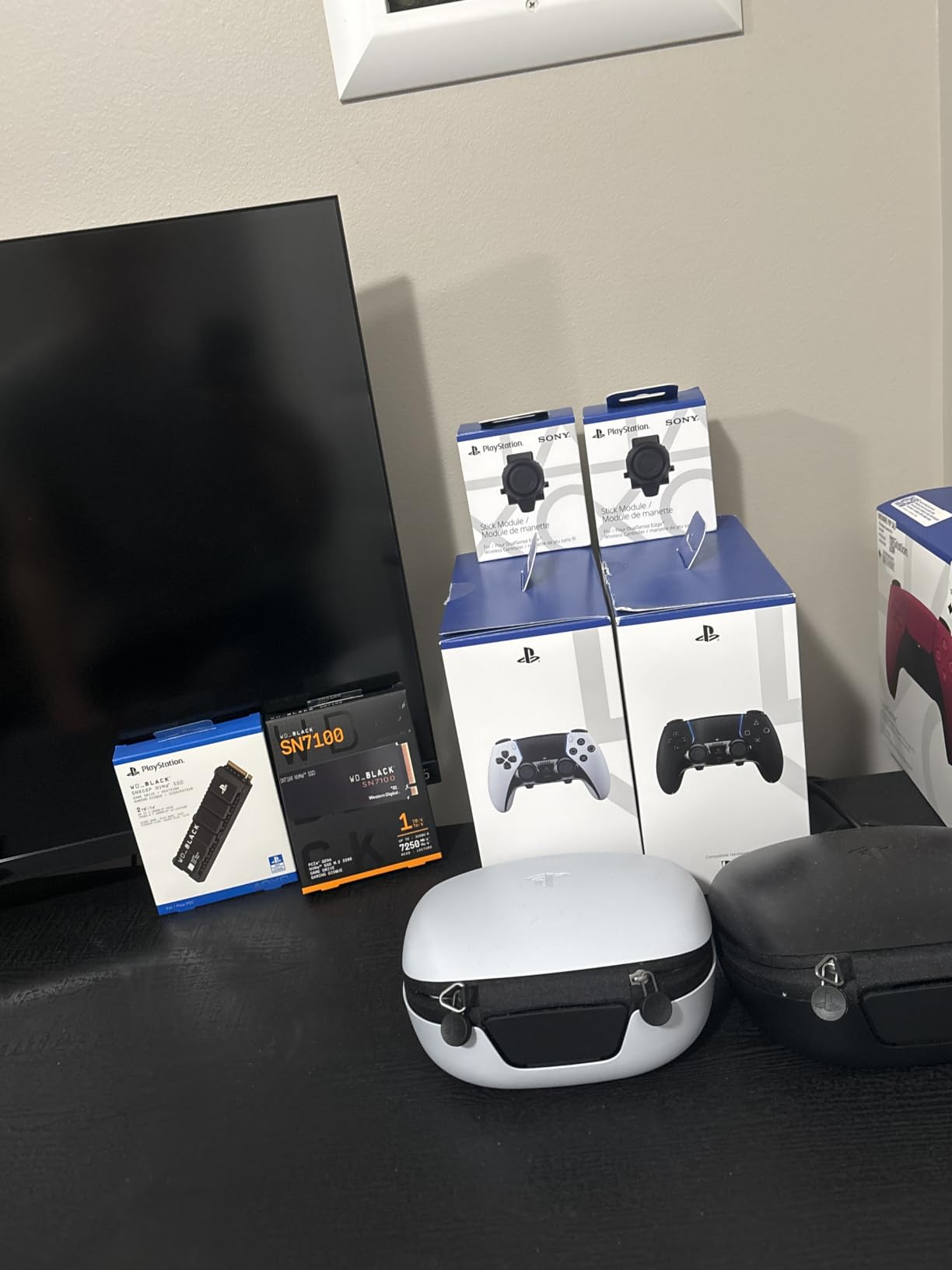 PlayStation DualSense Edge Wireless Controller customer photo 2