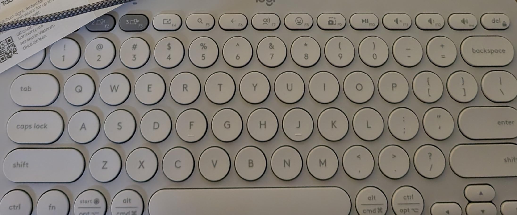 Logitech Pebble Keys 2 K380s Wireless Bluetooth Keyboard - Tonal Graphite customer photo 2