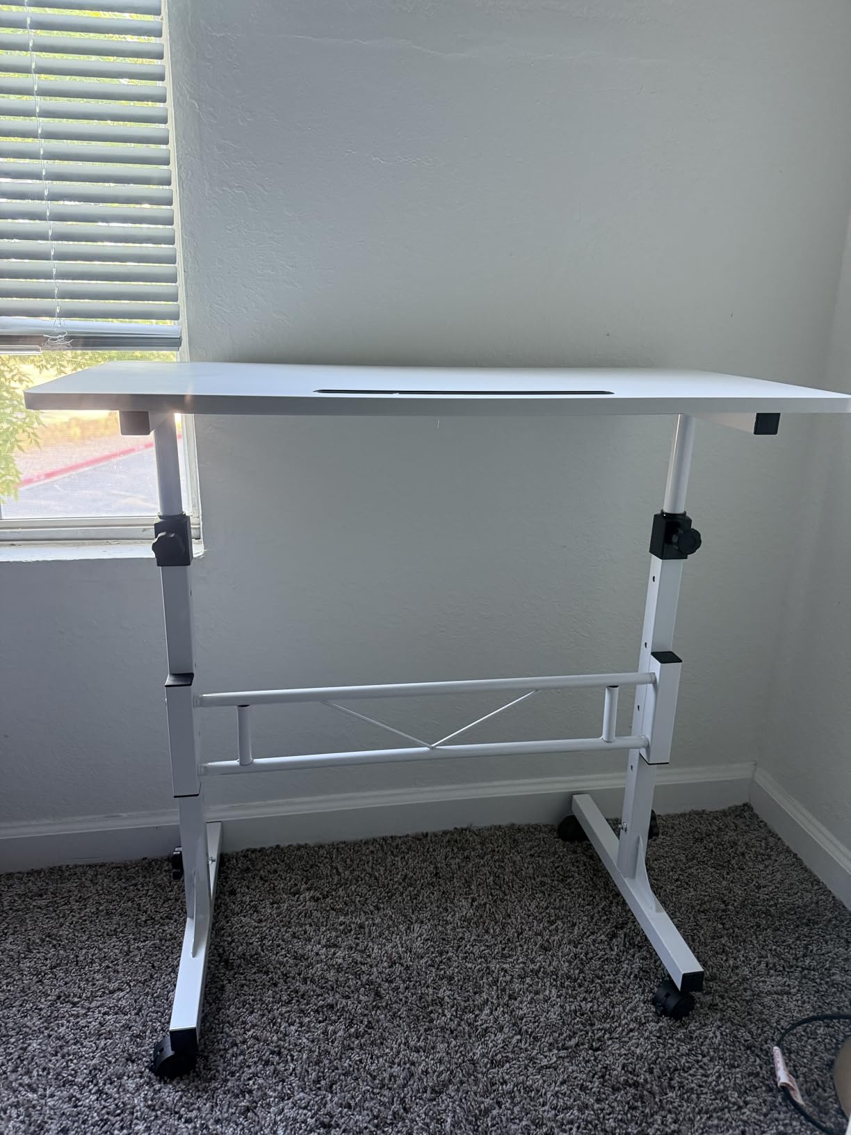 KLSMYHOKI Standing Desk Adjustable Height, Mobile Stand Up Desk with Wheels customer photo 1