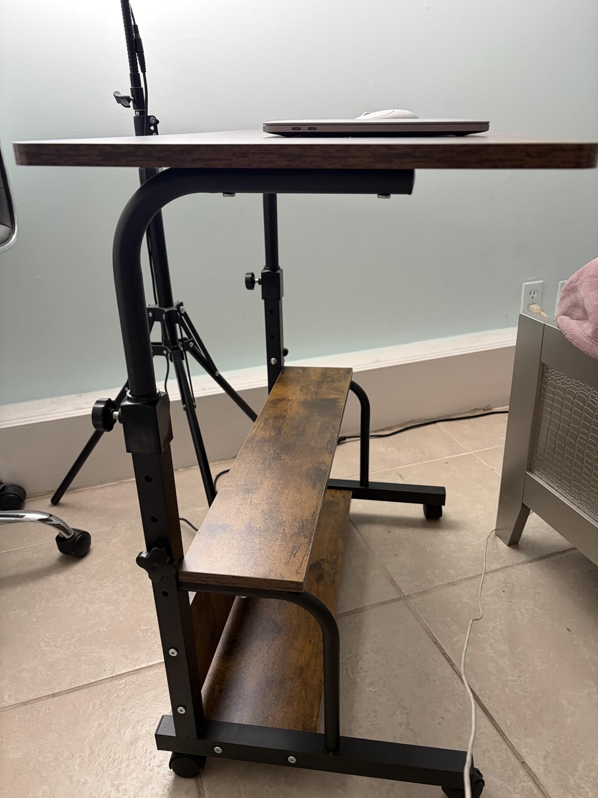 QZMDSM Portable Rolling Desk on Wheels Adjustable Height Desks for Small Spaces, 32