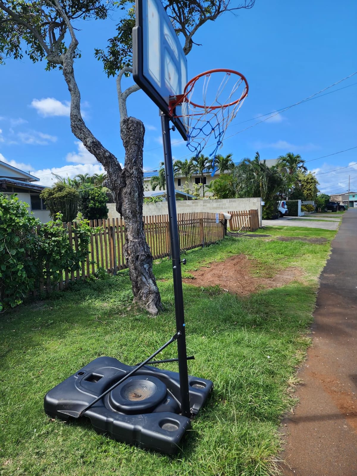 Yohood Basketball Hoop Outdoor, 4.4-10FT Adjustable Height Basketball Goal customer photo 2