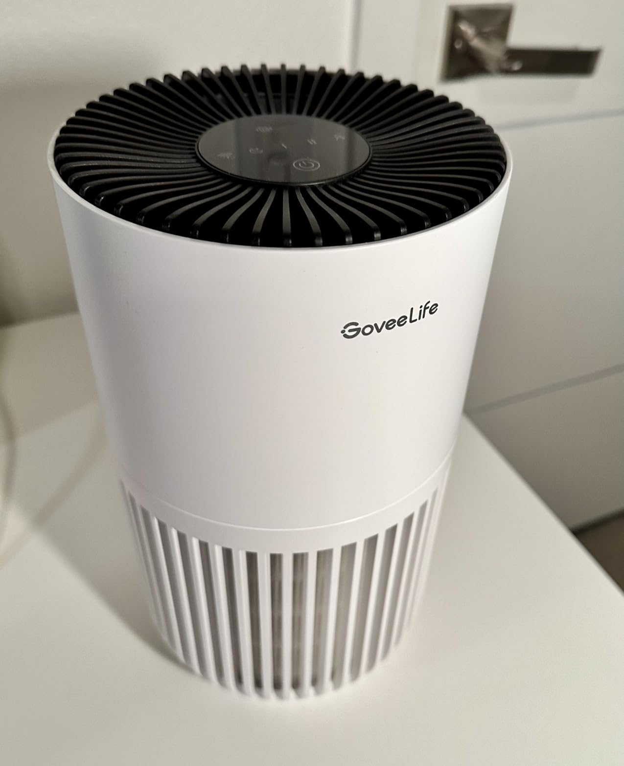 GoveeLife Smart Mini Air Purifier for Bedroom, with App & Alexa Control | HEPA Filter, Portable Air Cleaner with 3 Speeds, 2 Modes, Aroma for Pet Hair, Odors, Pollen, Home, White customer photo 1