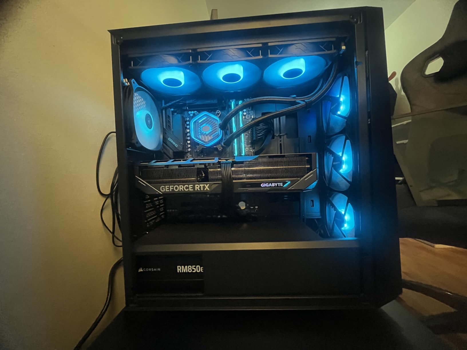 G.SKILL Trident Z5 Neo RGB DDR5 32GB (2x16GB) 6000MT/s CL30-38-38-96 1.35V - Matte Black customer photo 2