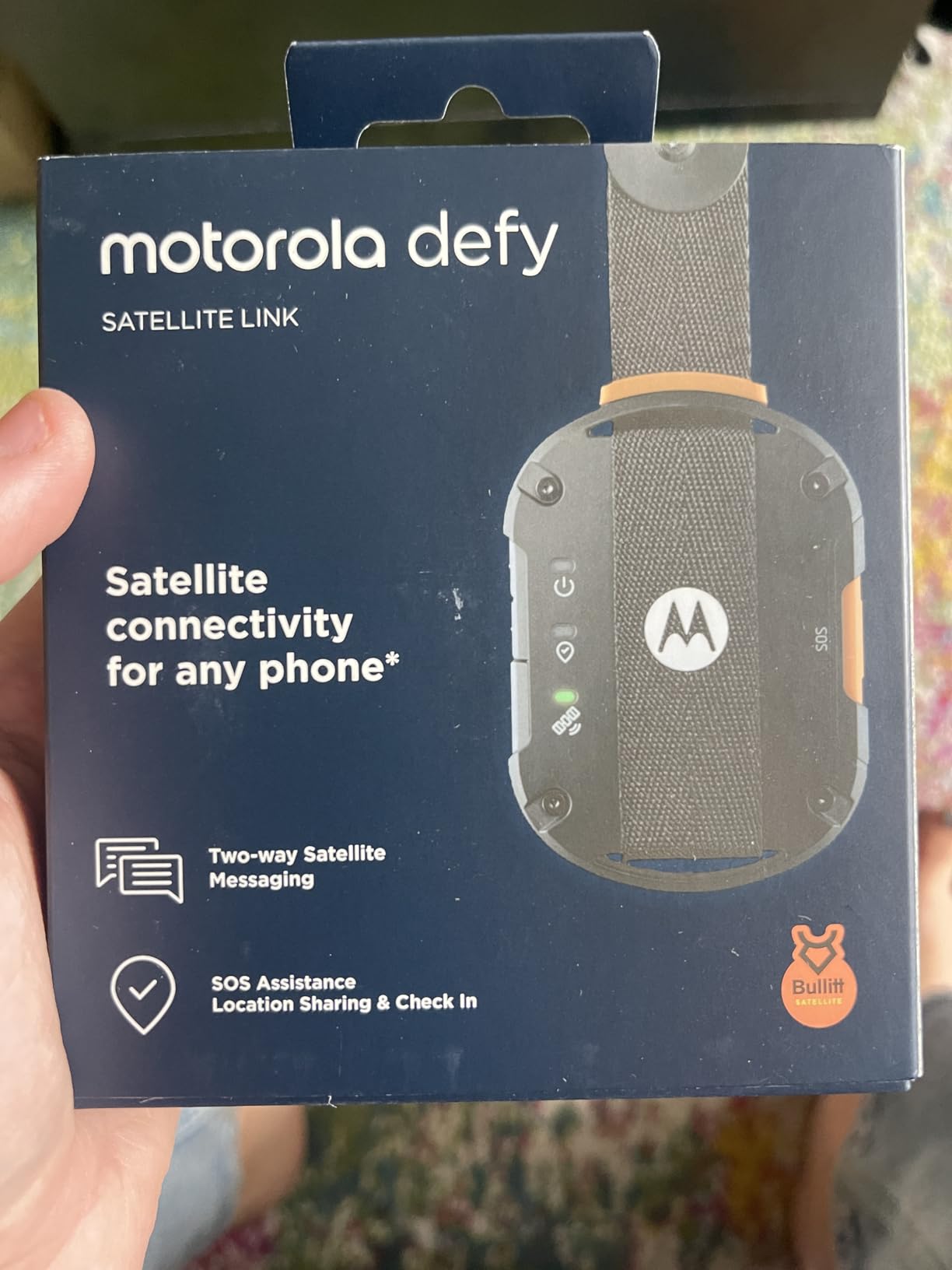 Motorola Defy Satellite Link - Rugged Handheld GPS Communicator, Two-Way Global SMS Text Messenger, Emergency SOS Alerting - Android iOS Compatible, Black customer photo 2