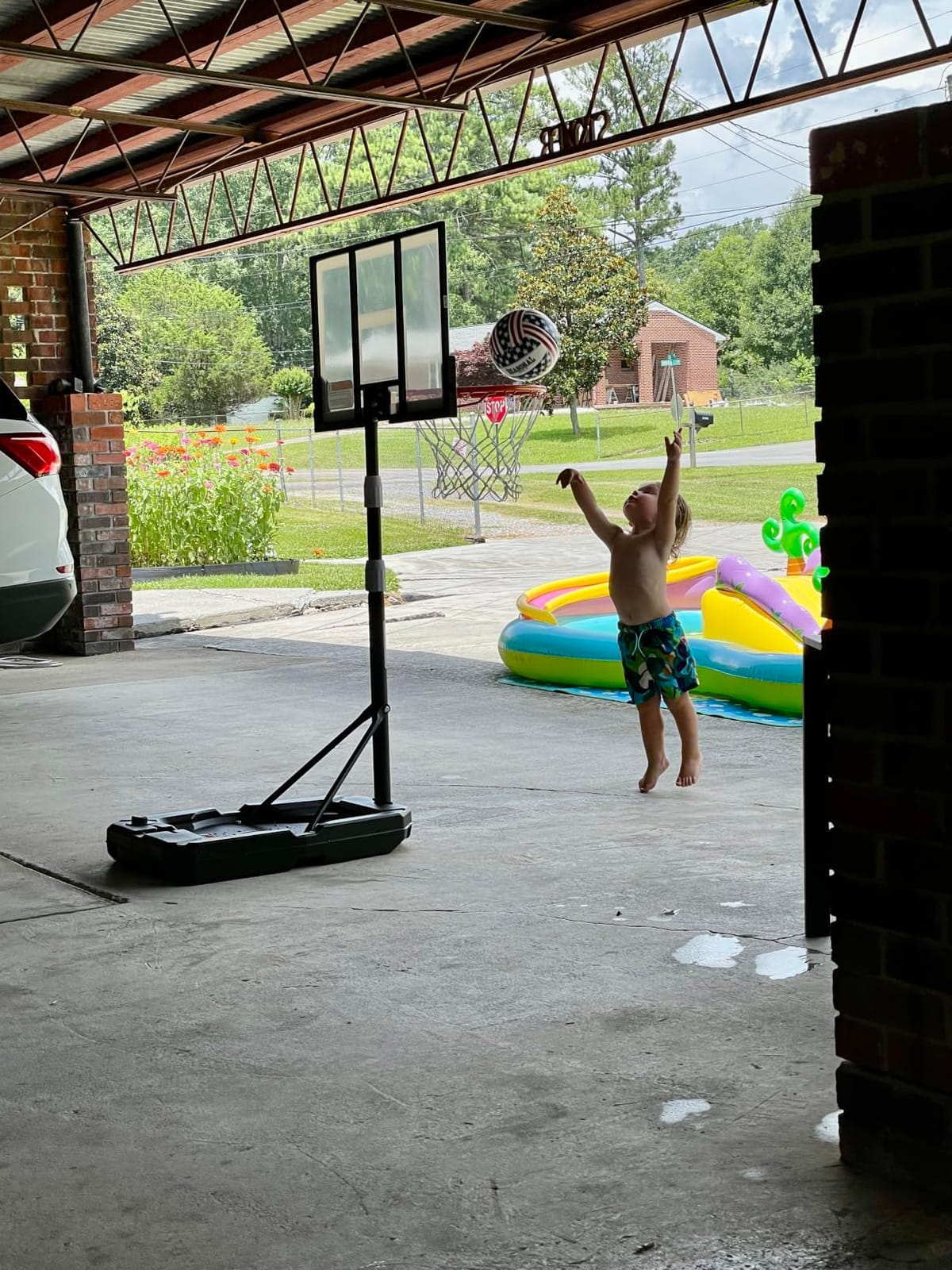 Seray Kids Basketball Hoop Outdoor [Patented 6s Safe-Adjust] 3.2-7.2FT, Indoor/Poolside/Mini Basketball Hoop for Kid/Toddler/Youth/Adult in Backyard/Driveway,Shatterproof Backboard and Enlarged Base customer photo 2