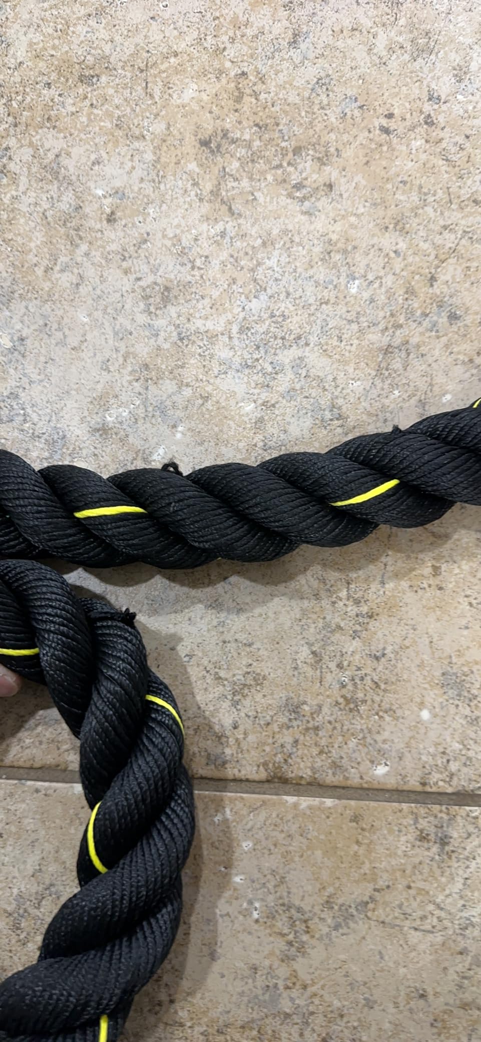 Fitvids Battle Rope 1.5Inch 2 Inch Diameter Poly Dacron 30 FT, 40 FT, 50 FT Length, Heavy Ropes for Home Gym and Workout customer photo 1