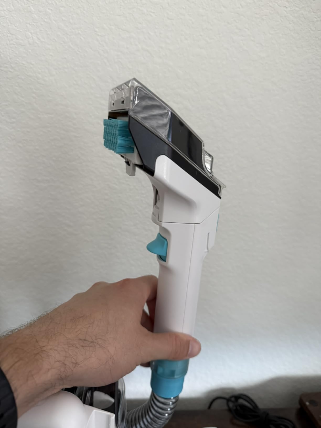 Shark StainStriker Portable Carpet/Upholstery Cleaner, 3 Tools, PX201 customer photo 1