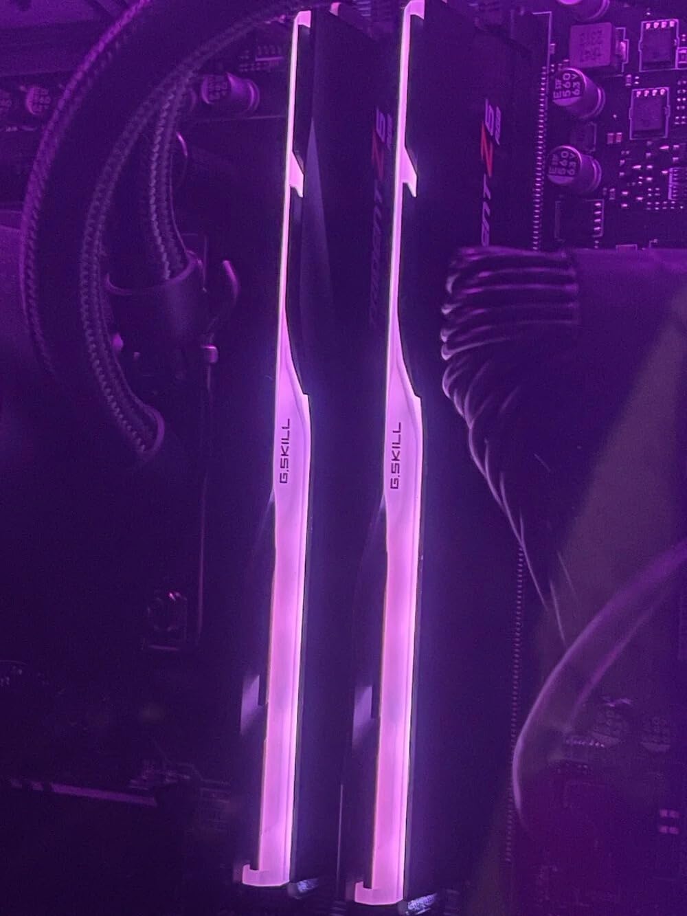 G.SKILL Trident Z5 RGB Series DDR5 RAM (Intel XMP 3.0 & AMD EXPO) 32GB (2x16GB) Up to 6000MT/s CL36-36-36-96 1.35V Desktop Computer Memory U-DIMM - Matte White (F5-6000J3636F16GX2-TZ5RW) customer photo 2
