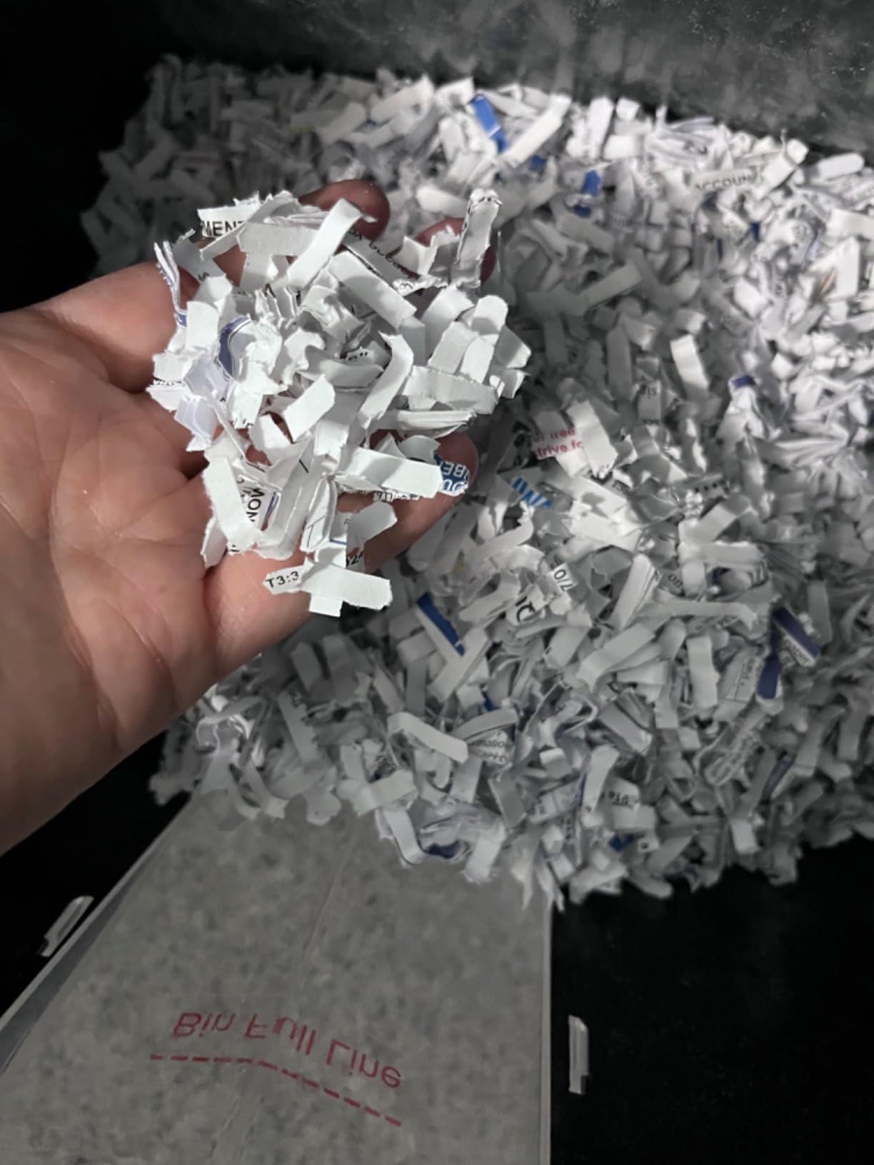 Bonsaii 15-Sheet Cross-Cut 40-Min Heavy Duty Paper Shredder for Home Office | Anti-jam, 60dB Whisper-Quiet, P-4 High Security, Shredder for CDs, Staples, 5 Gal Pullout Bin, Easy-roll Casters C169-B customer photo 1