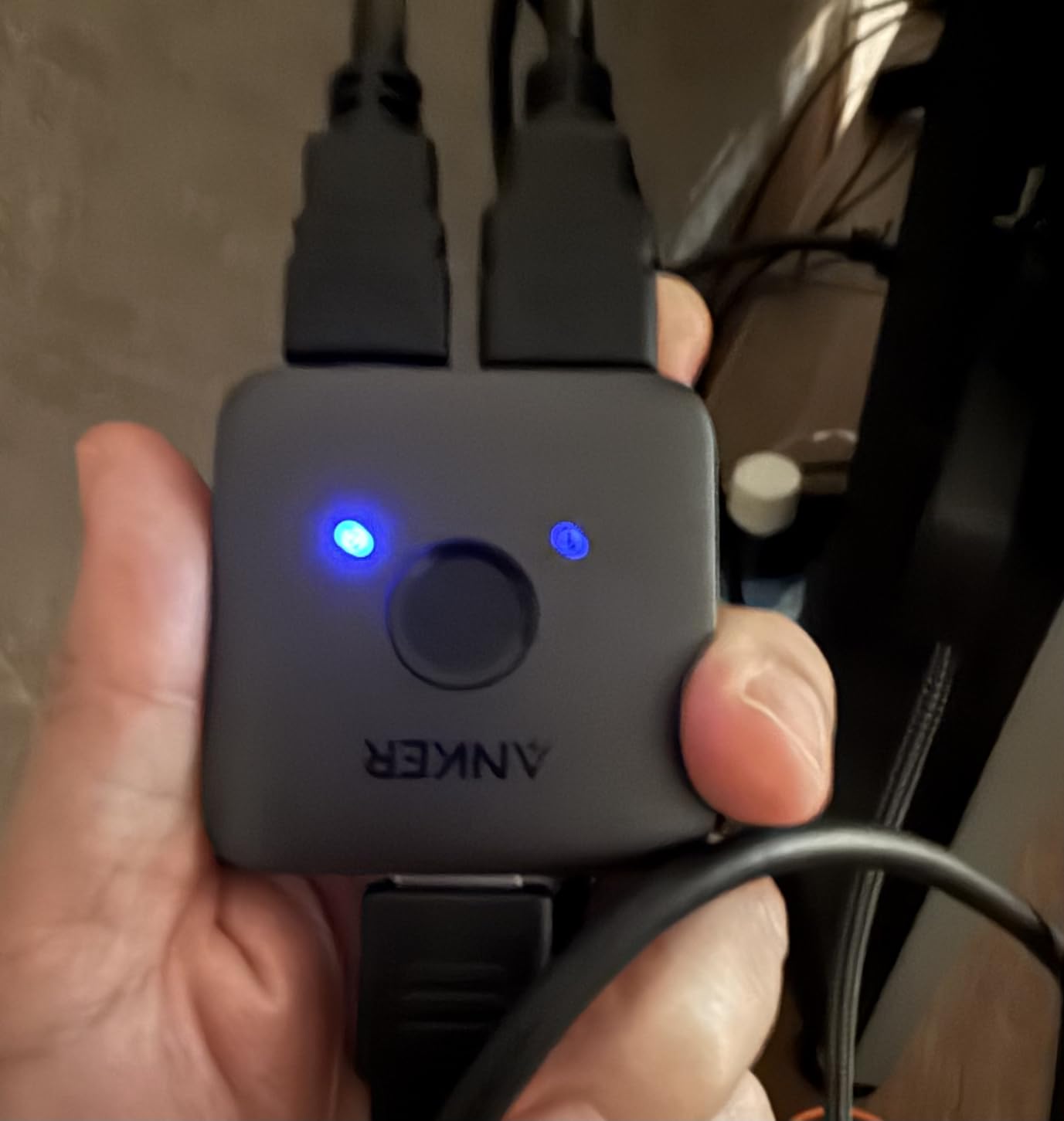Anker HDMI Switch, 2 in 1 Out HDMI Switcher, Monitor Switch with 4K@60Hz customer photo 1