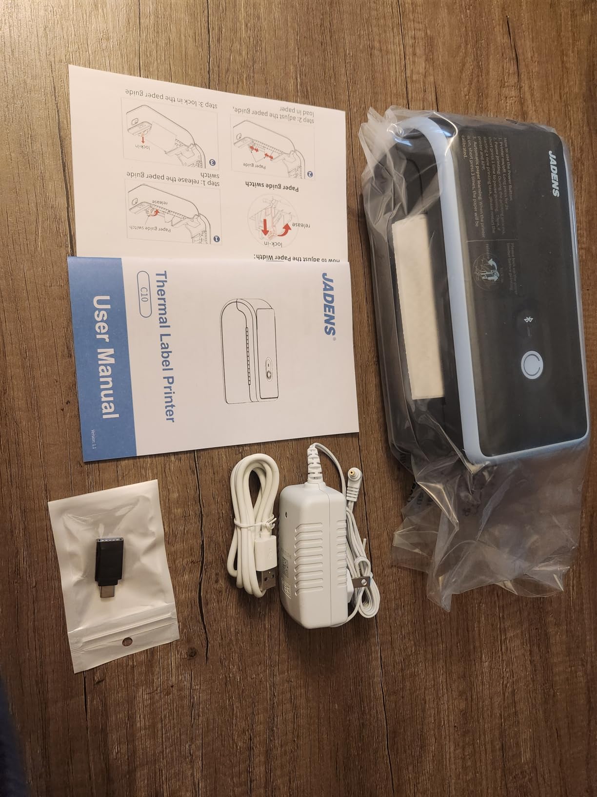 JADENS Bluetooth Thermal Label Printer, Wireless with Built-in Paper Bin customer photo 1