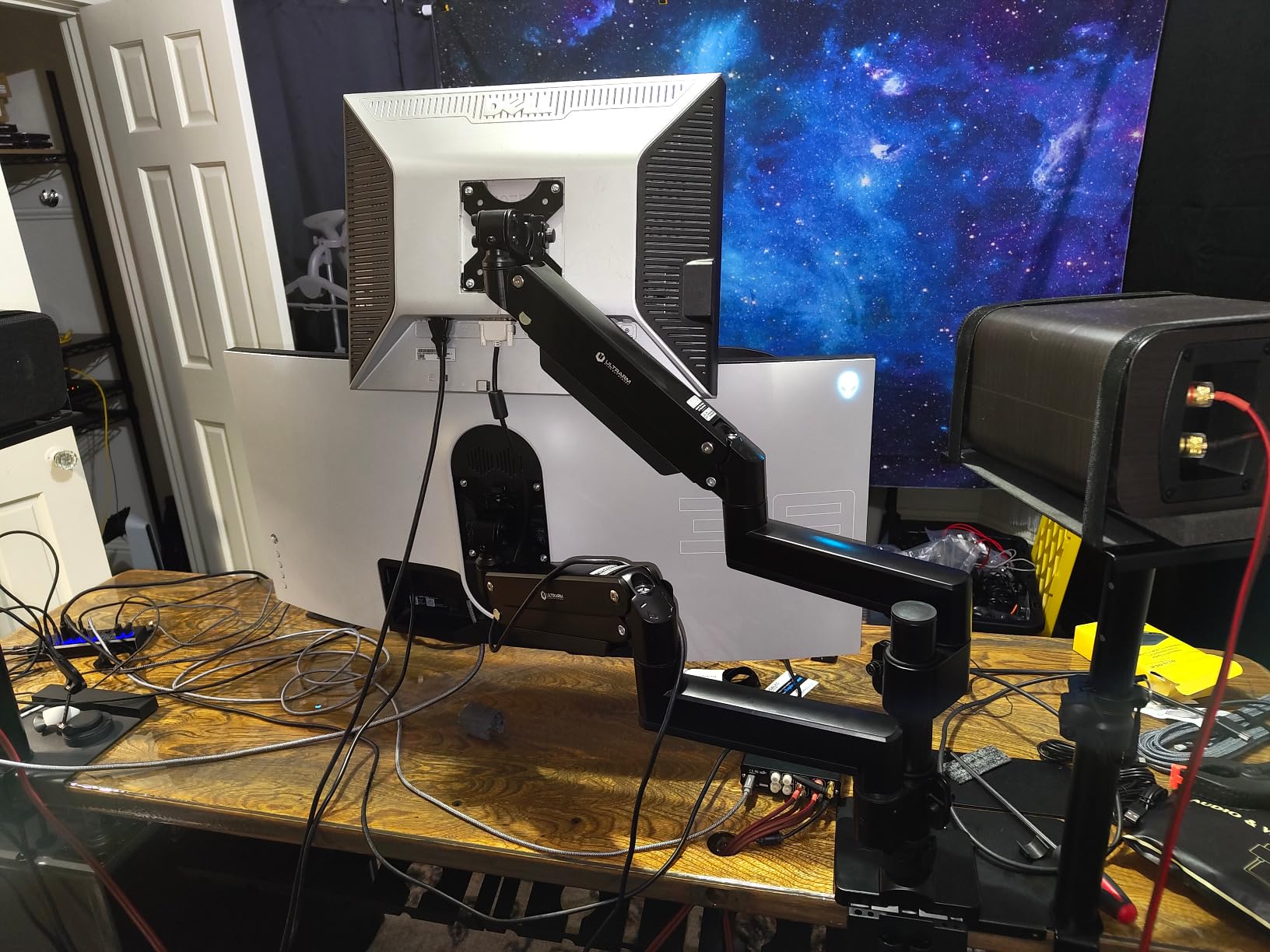 ULTRARM Heavy Duty Monitor Arm for Ultrawide Monitors up to 57