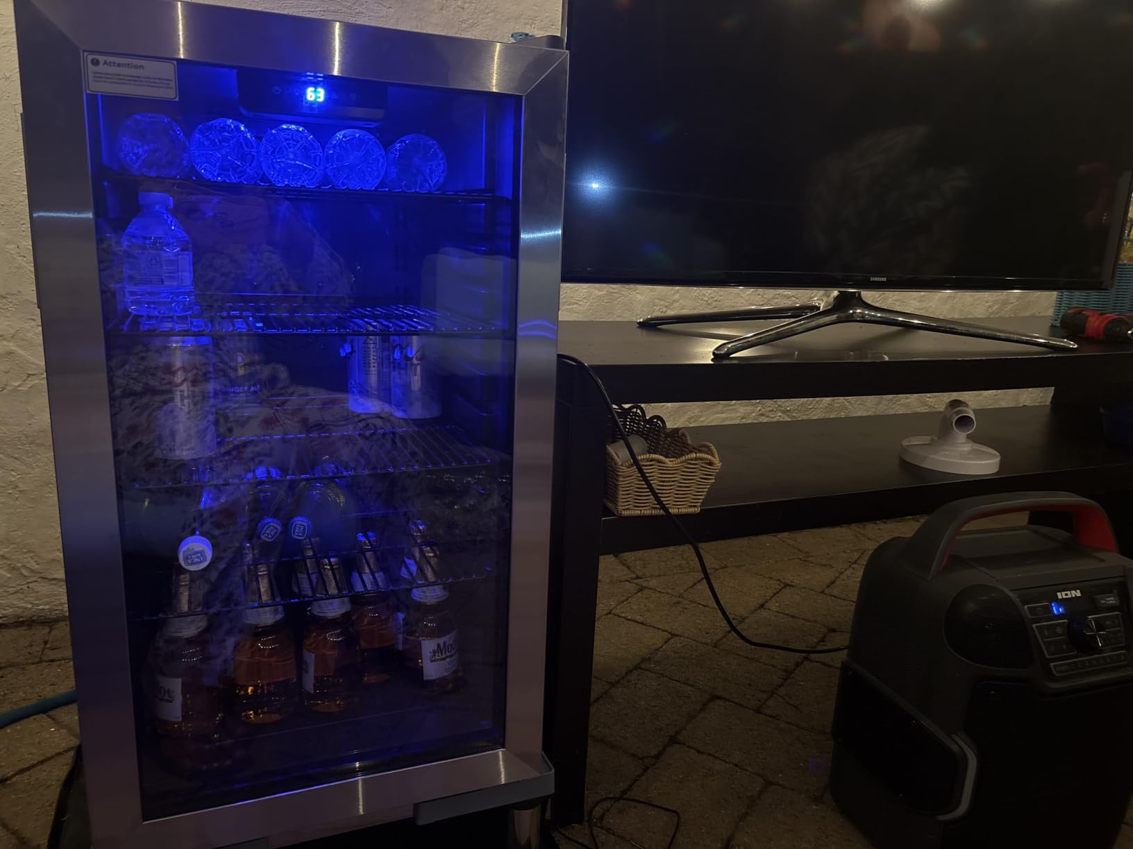 Feelfunn 126 Can Beverage Refrigerator, Glass Door Mini Fridge, 3.2 Cu.Ft | 34-64°F digital temperature control, quiet cooling and adjustable shelves for kitchens, offices, dorms and home bars customer photo 1