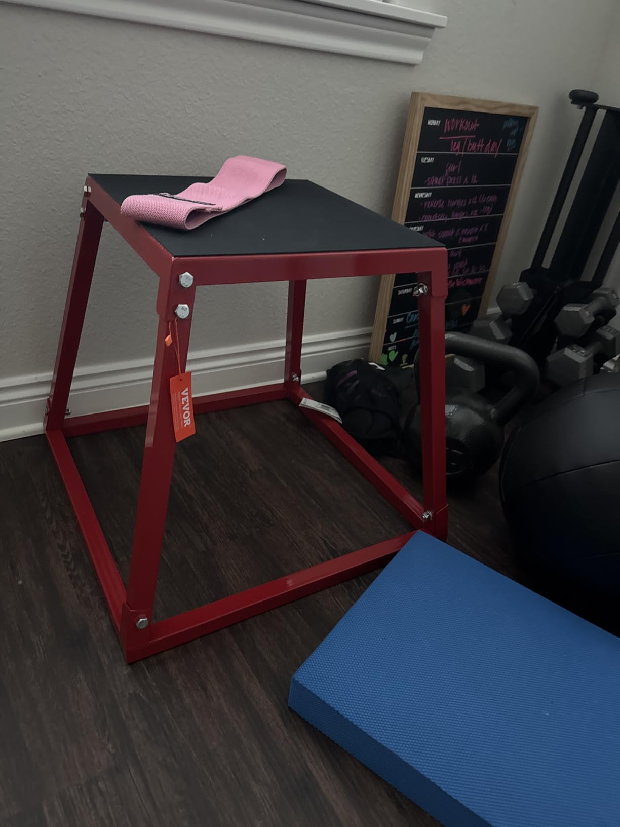 VEVOR Plyometric Jump Box, 18 Inch Plyo Box, Steel Plyometric Platform and Jumping Agility Box, Anti-Slip Fitness Exercise Step Up Box for Home Gym Training, Conditioning Strength Training customer photo 1