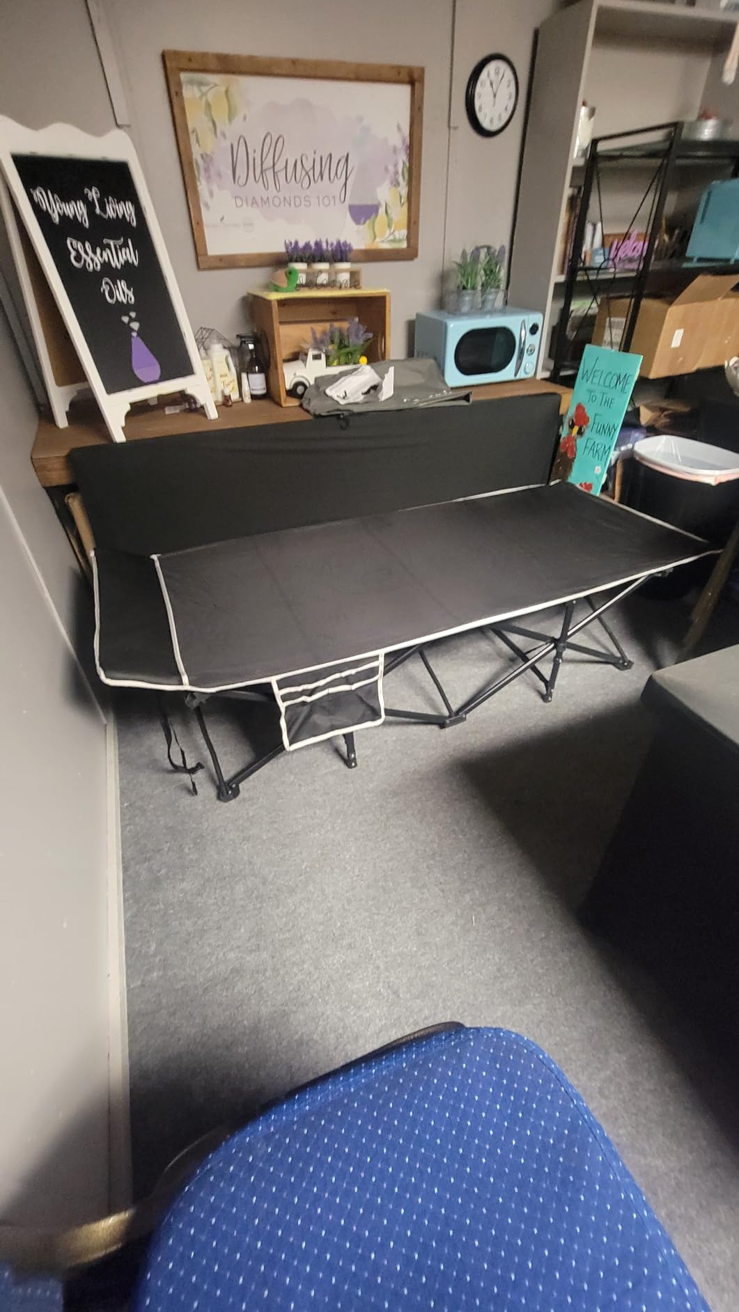 Fragess Portable Camping Cot, 32