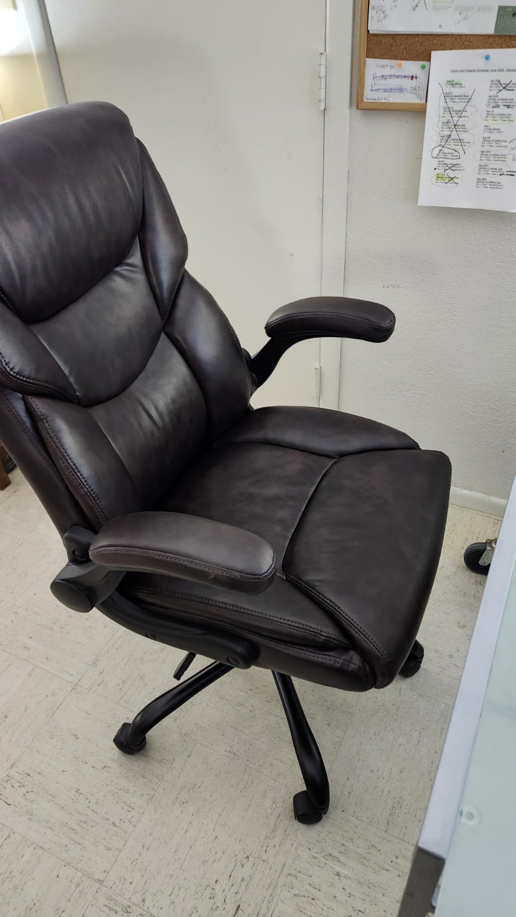 Sweetcrispy Home Office Desk Chairs, High Back PU Leather Chair | Heavy Duty, High Back, Flip-up Armrest, PU Leather, Height Adjustable, Rolling Wheels, Beige customer photo 1