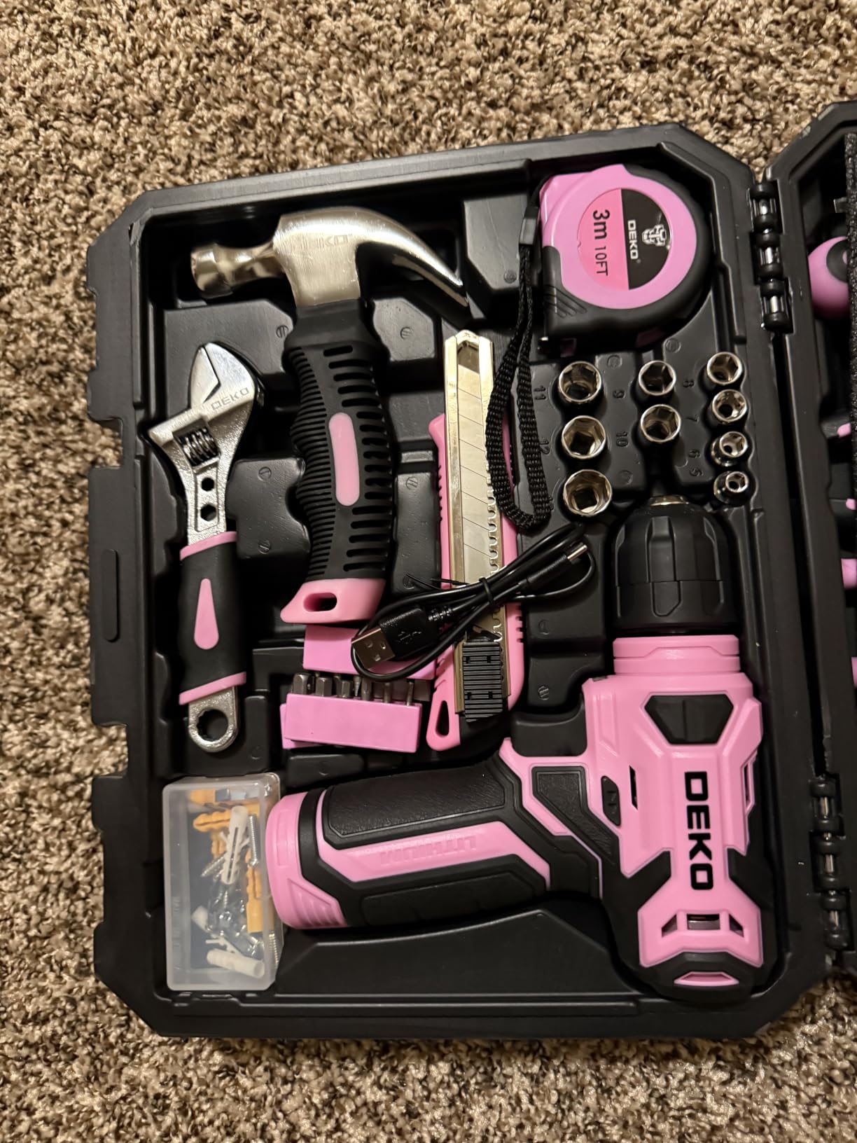 DEKOPRO Tool Set：Tool Kit with 8V Cordless Drill,Tool Box with Drill,Hand Drill Set for Men & Women,Home Tool Kits for House Repair,Handyman,DIY 126 Piece customer photo 1