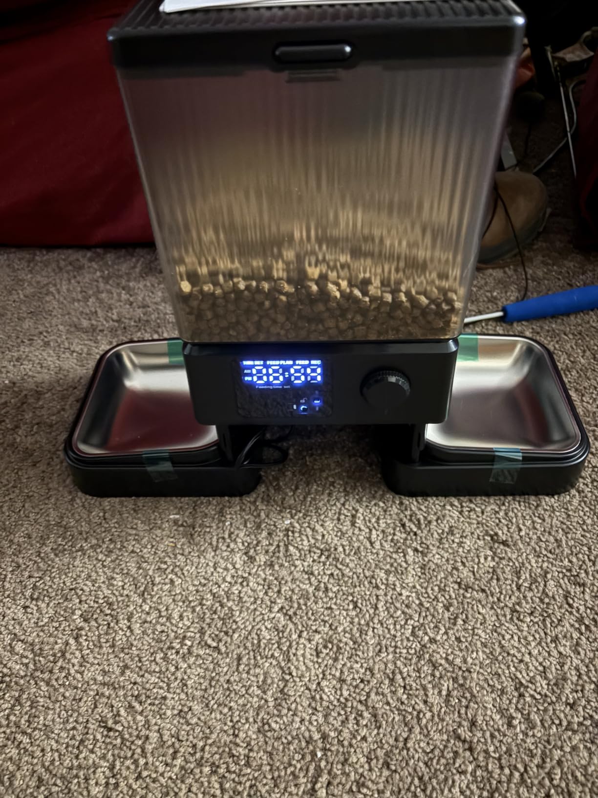 oneisall Automatic Cat Feeder for 2 Cats Pets, Timed Cat Food Dispenser | 20 Cups/5L, Prevent Fighting, Precise Portion, Balanced Dispense, Non-Slip & Stable, Voice Recorder, Stainless Steel Bowls customer photo 2